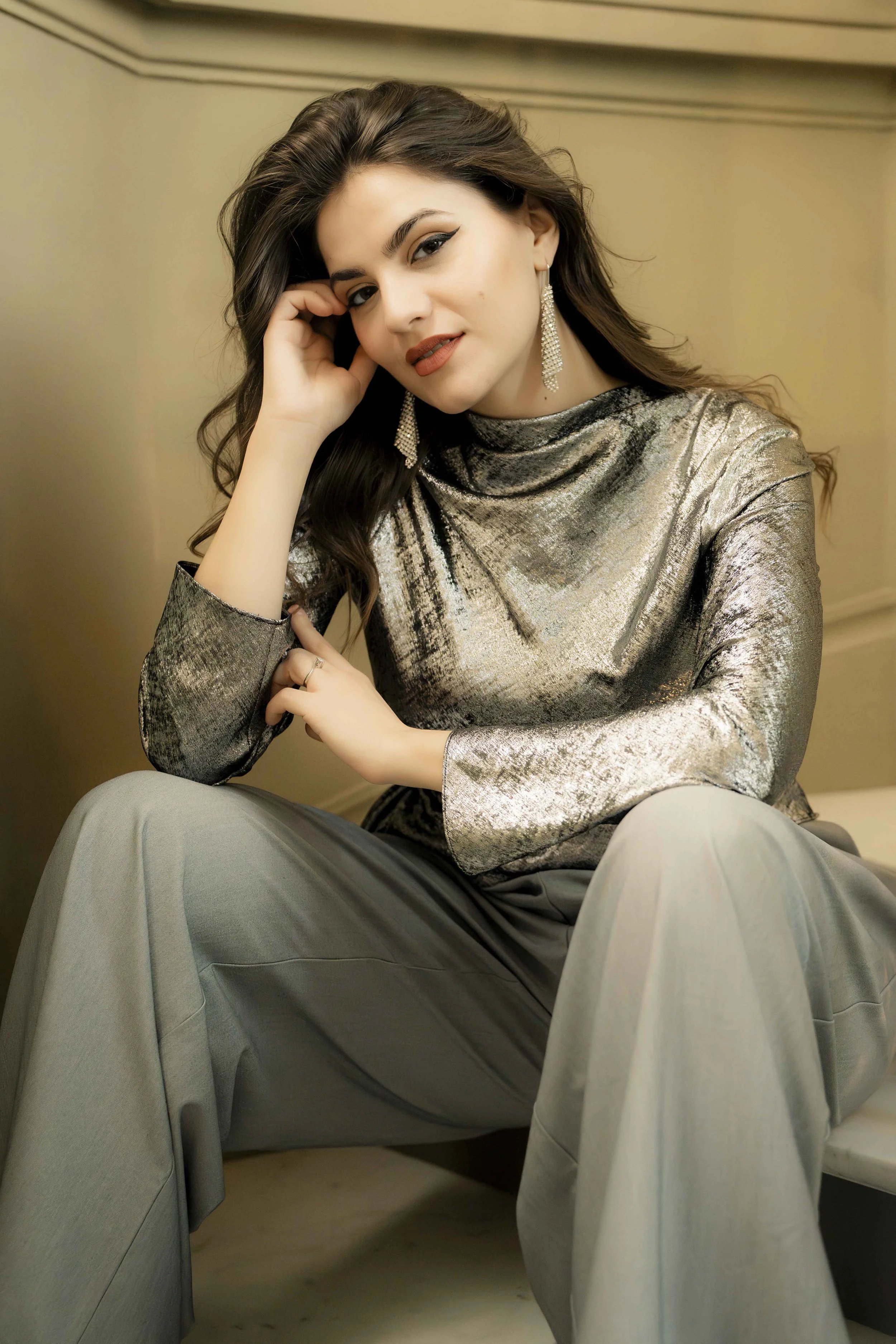 Francesca Pia Vitale, soprano italiano, ritratto fotografico sfondo neutro
