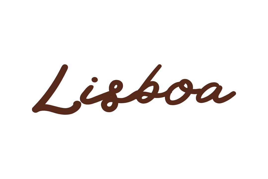 American wedding coordinator relocating to Lisbon Portugal to support international couples