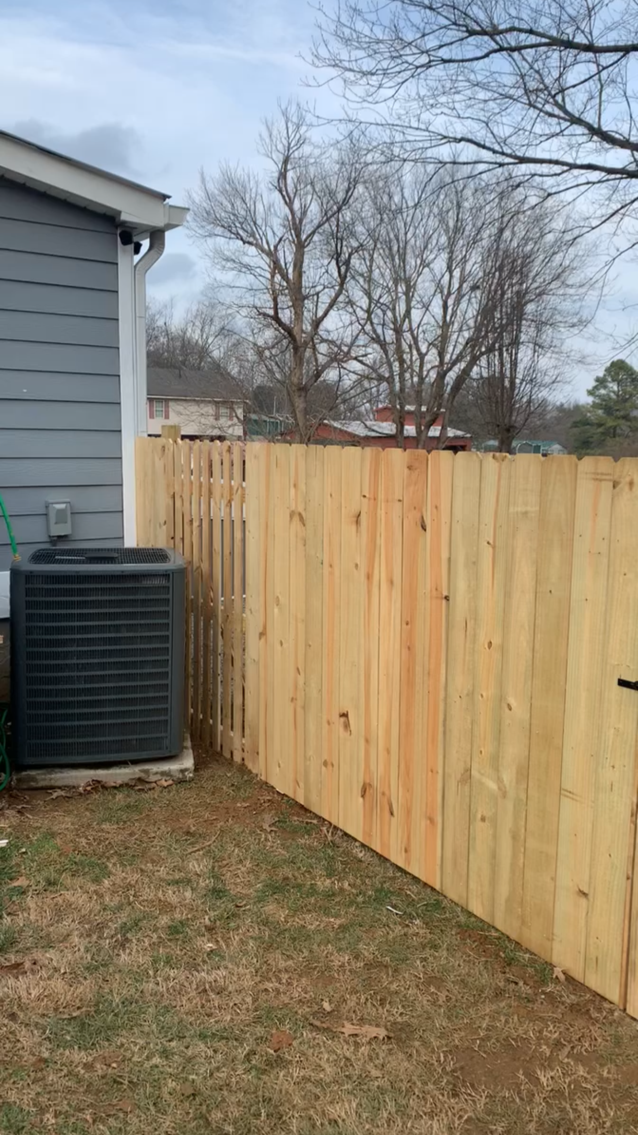 fence+with+vents.png
