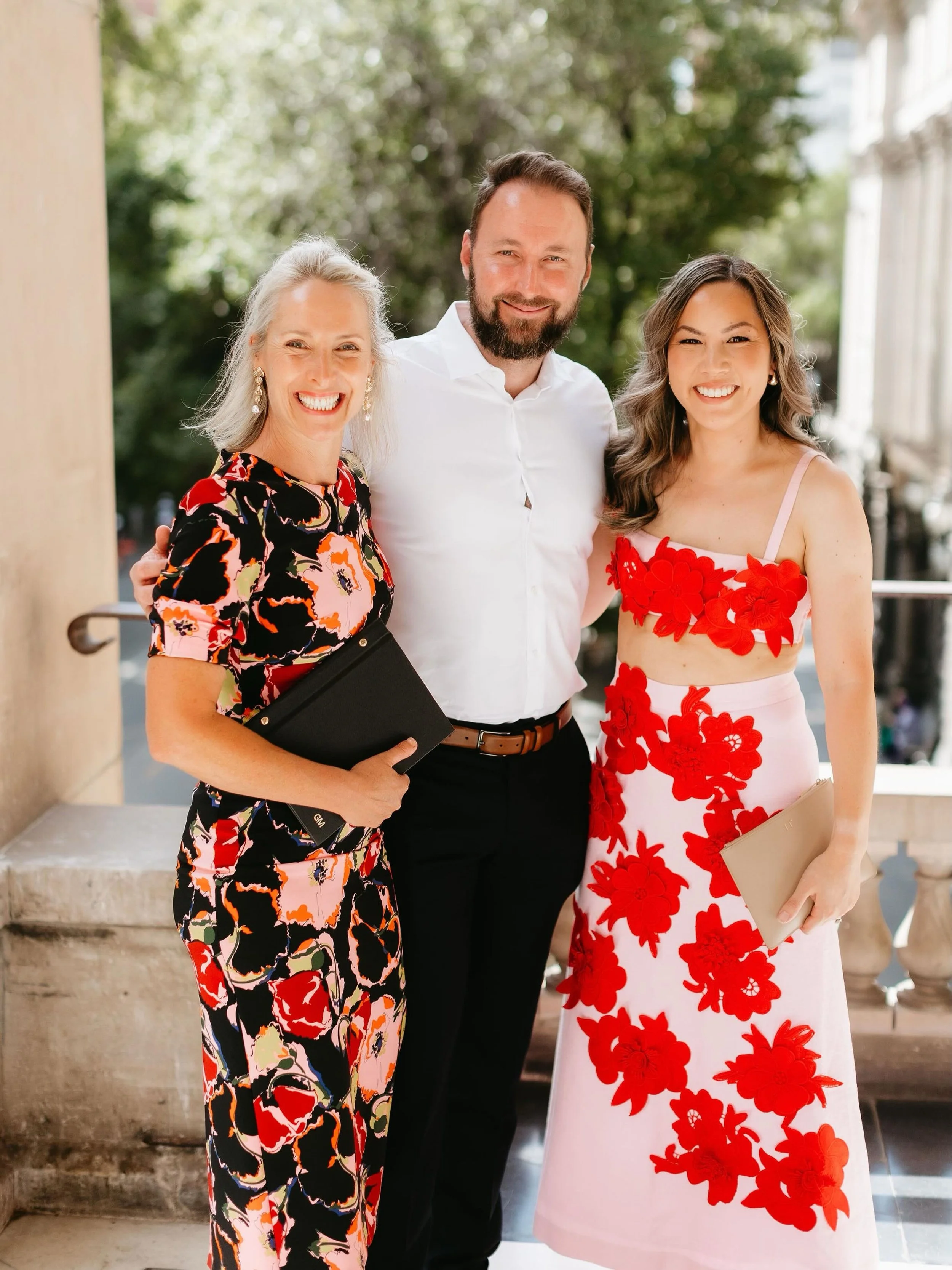 Old but gold! 

Not me, the photo! 

Okay well me a bit too&hellip; 👵😆

Love this smiley, sparkling moment with Scott + Irene who I married in 2019. 

This was taken by @mirandastokkel at their friend Amy + Julian&rsquo;s wedding in 2024. 

Amy + J