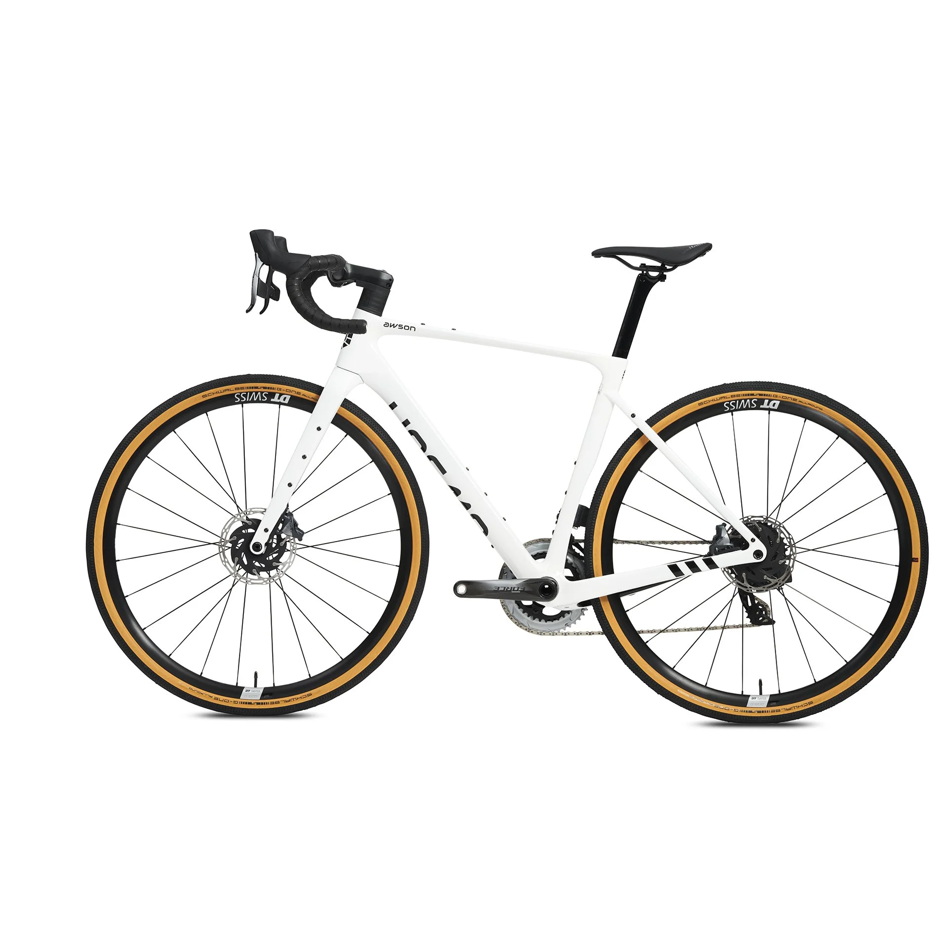 Ein weißes Fahrrad mit schwarzen Sitz, schwarzen Griffen und goldfarbenen Reifen auf weißem Hintergrund.