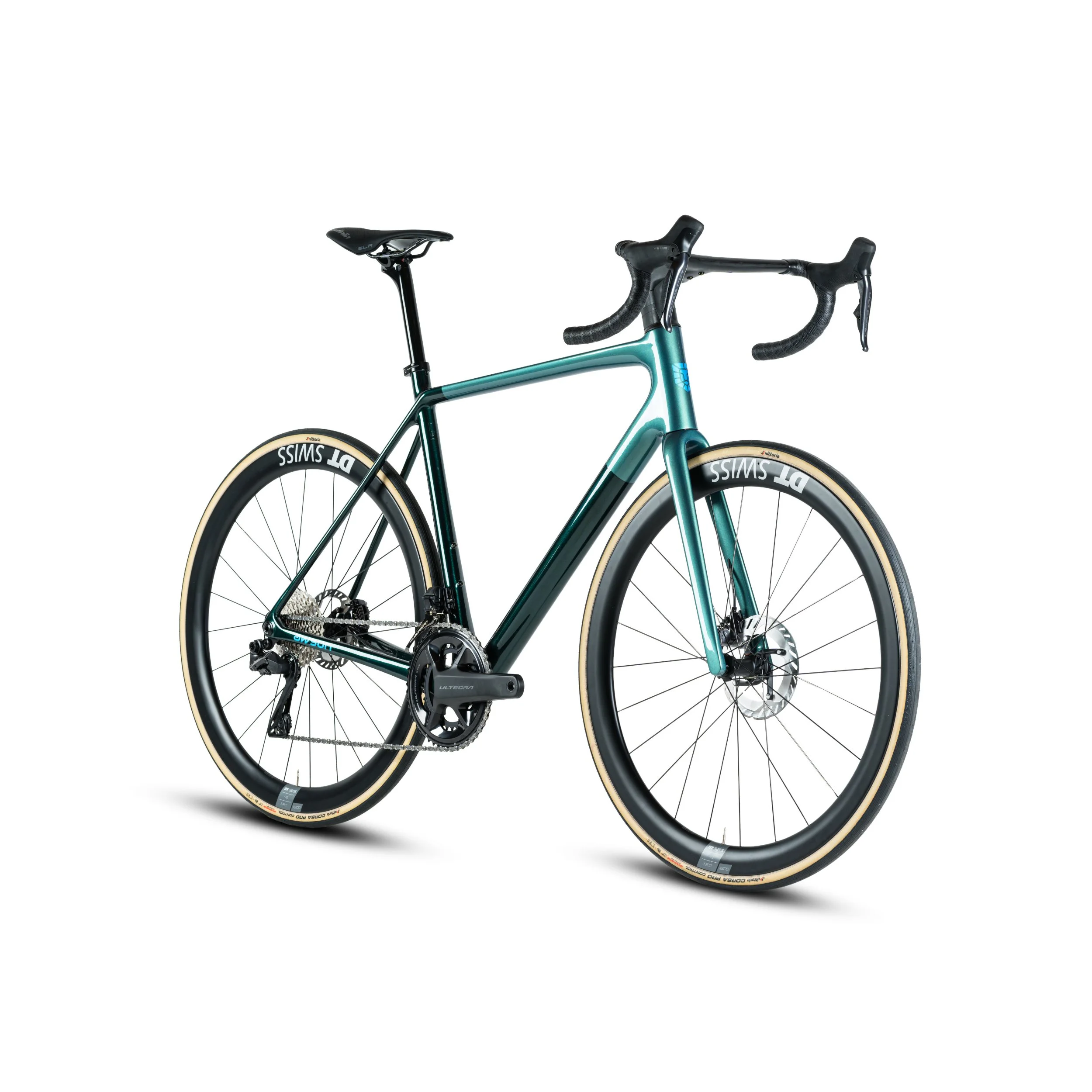 Ein modernes Fahrrad mit einem schwarzen Rahmen, schwarzen Lenkergriffen und einem schwarzen Sattel, abgebildet vor einem weißen Hintergrund.