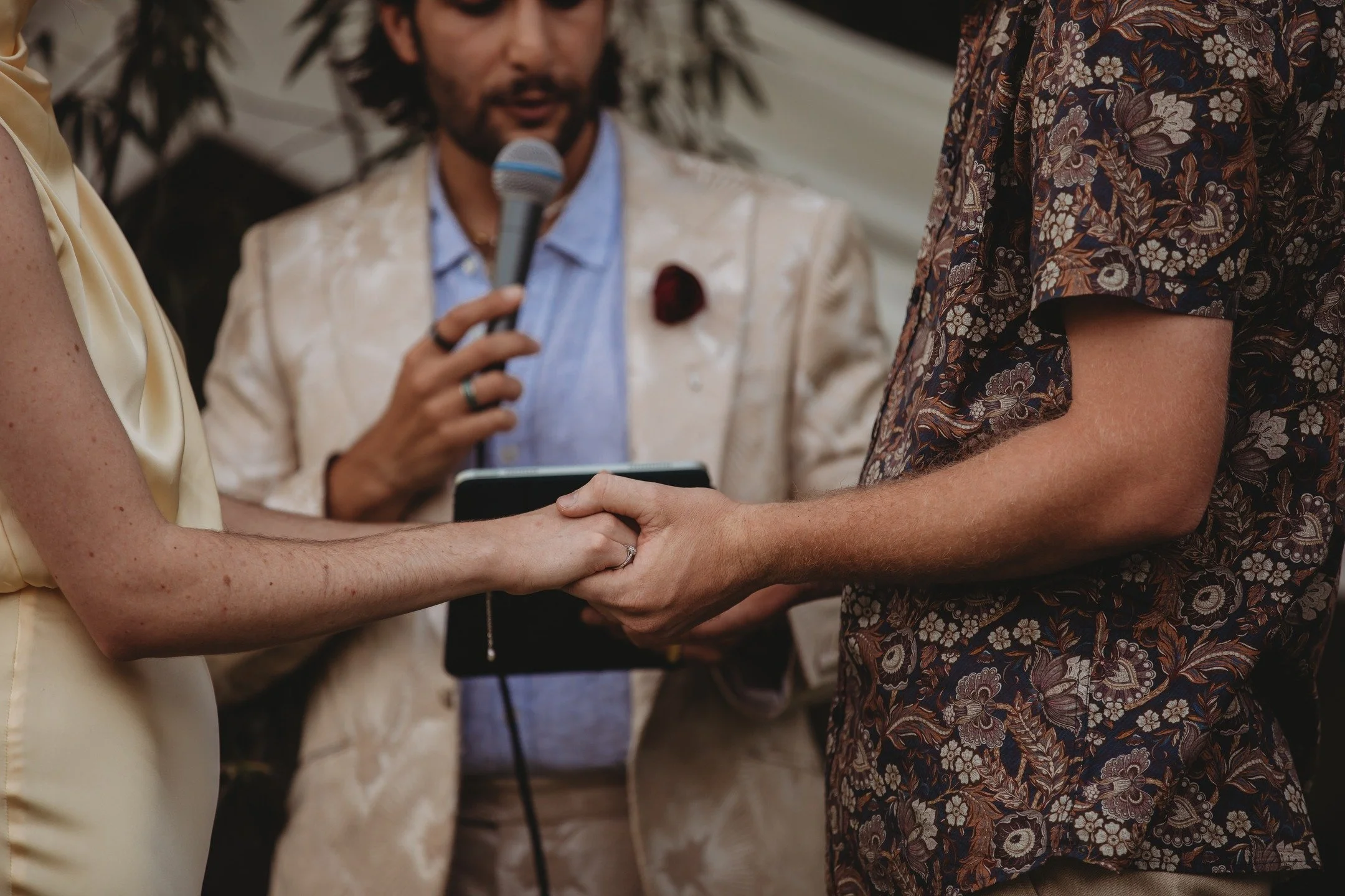 All the little moments and minute details might just be my favourite parts of any ceremony 🥺💕

📸: @ke.photography.au 

#wedding #marriage #weddingcelebrant #weddingphotography #reception #ceremony #weddingceremony #australia #sydney #weddingcelebr
