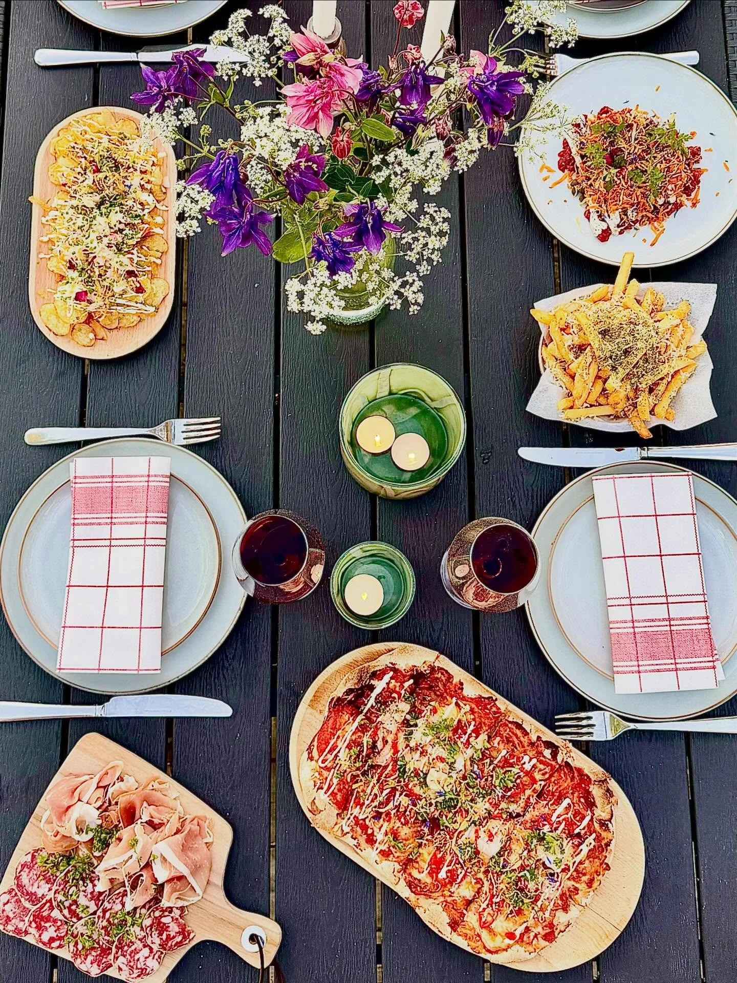 Ett smakprov fr&aring;n &aring;rets nya meny 🍷🍝 Varmt v&auml;lkomna till Vib&auml;ck10