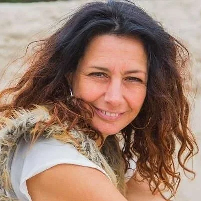 Christa Schot is samen met hermine Schoneveld begeleider bij de Wise Woman Woestijnreis Sinaï - Egypte