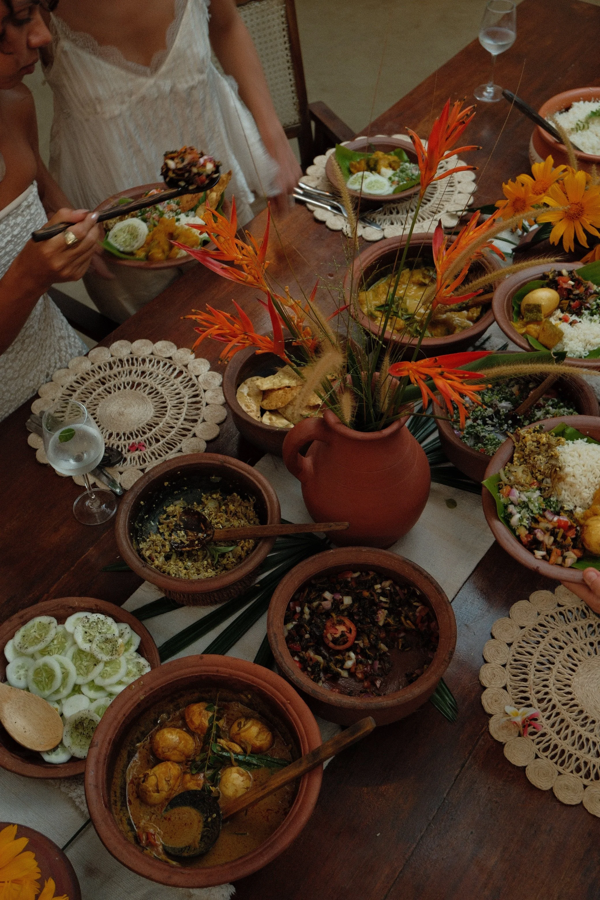 Traditional Sri Lankan welcome dinner served for guests at the Sorelle retreat villa.