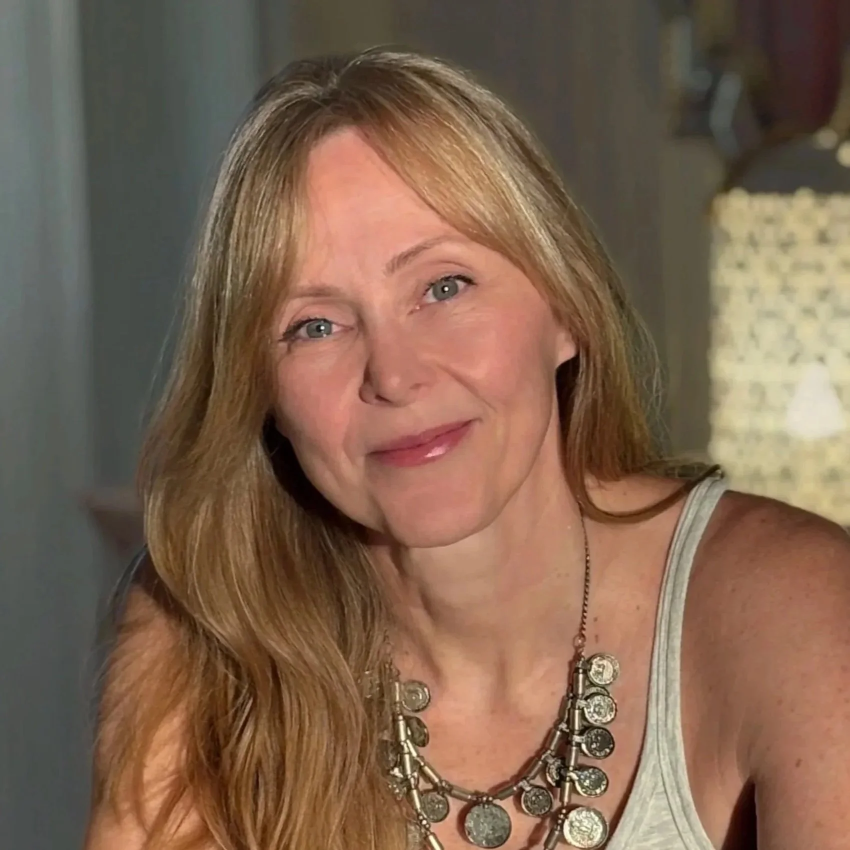 Meg Hibberd offers Quantum Energy Healing, Somatic/Emotional Energetic Release, Transformation & Recovery Facilitation