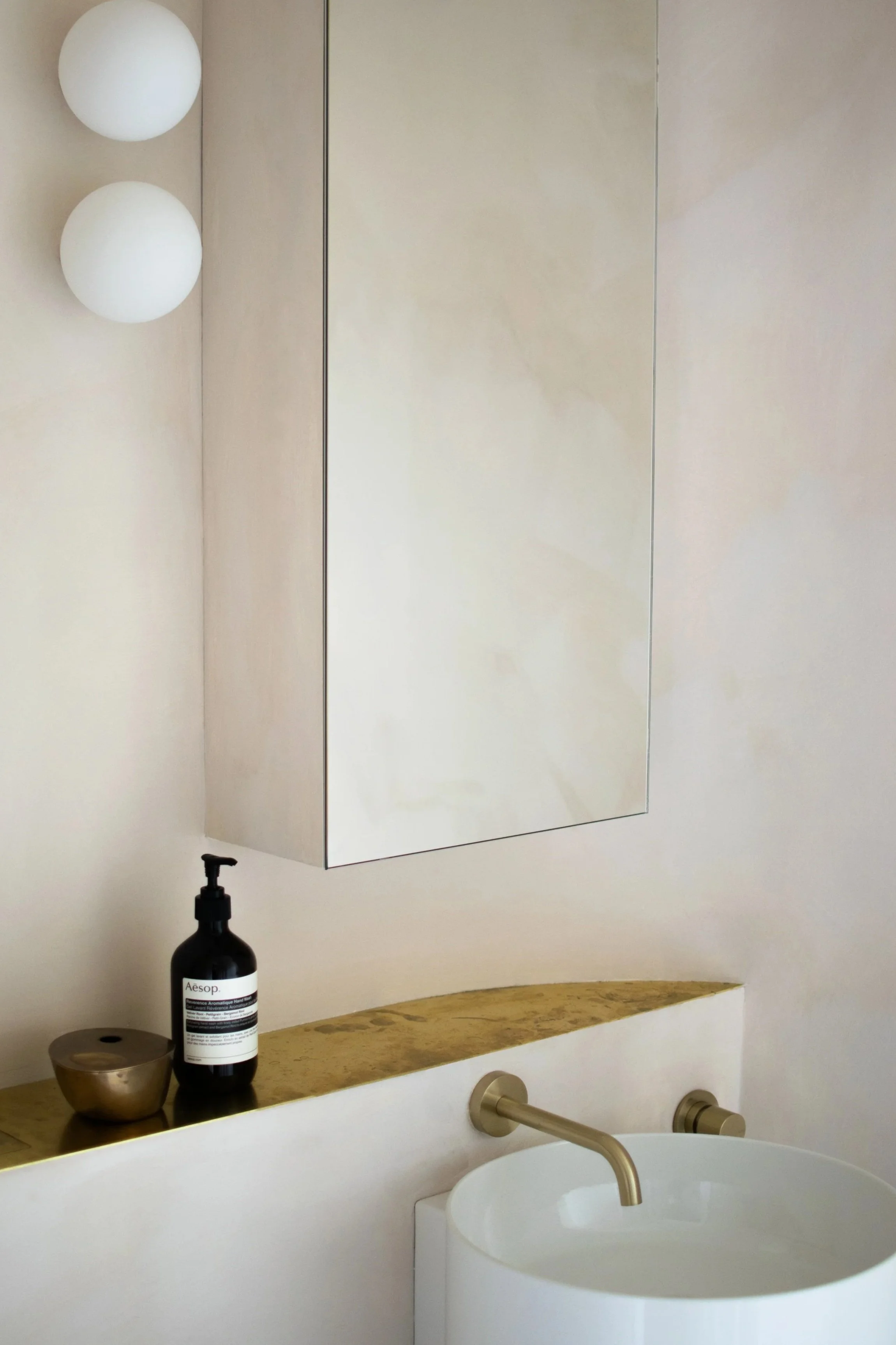 Rosanna | Bathroom Oasis
