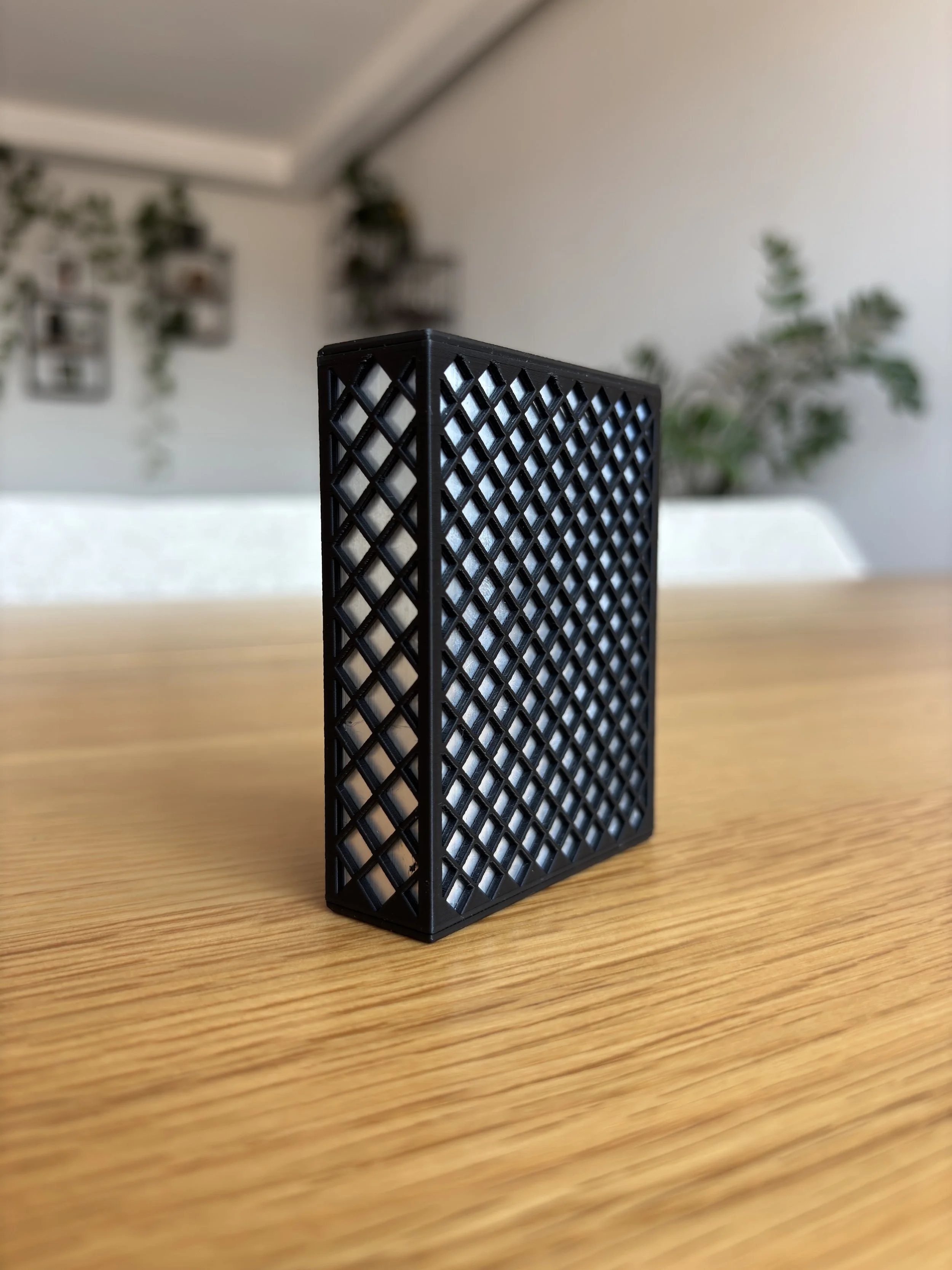 TravelWatt USB-C PD battery charger, three-quarter view