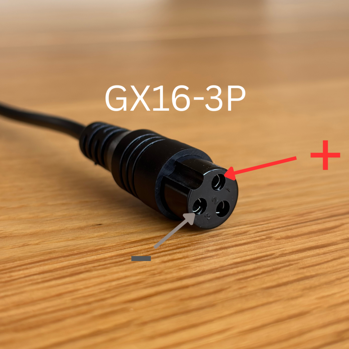 GX16-3P+Pinout.png