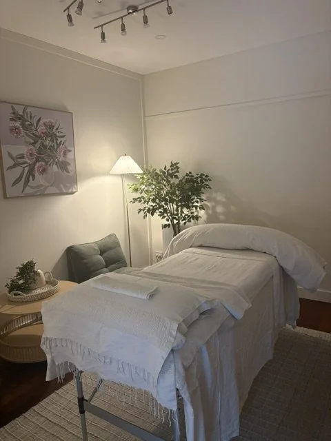 Relax Me! - Pregnancy Massage / Postpartum Massage