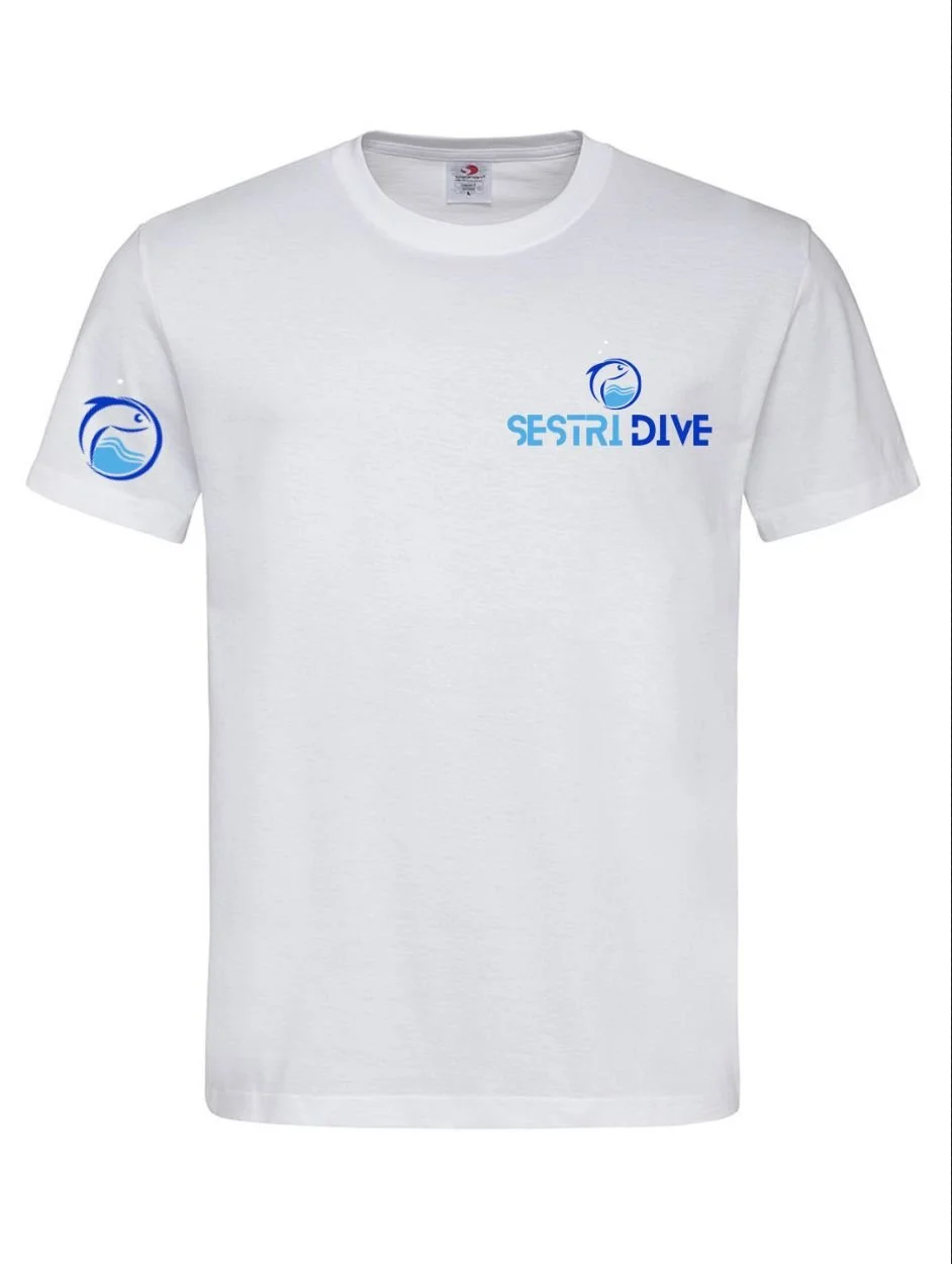 T-shirt Ufficiale Sestri Dive – L’Essenza del Mare addosso
