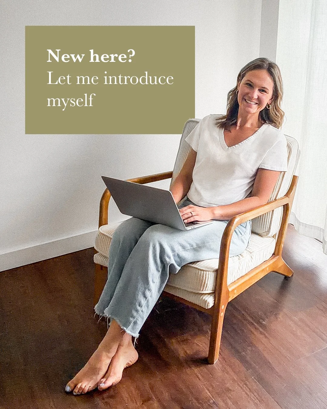 New here? Let me properly introduce myself 👋

I'm Emily, the designer behind Emily Angela Designs. I help new and growing small businesses build a cohesive brand, a website on the right platform, and the marketing to match, so you launch looking est