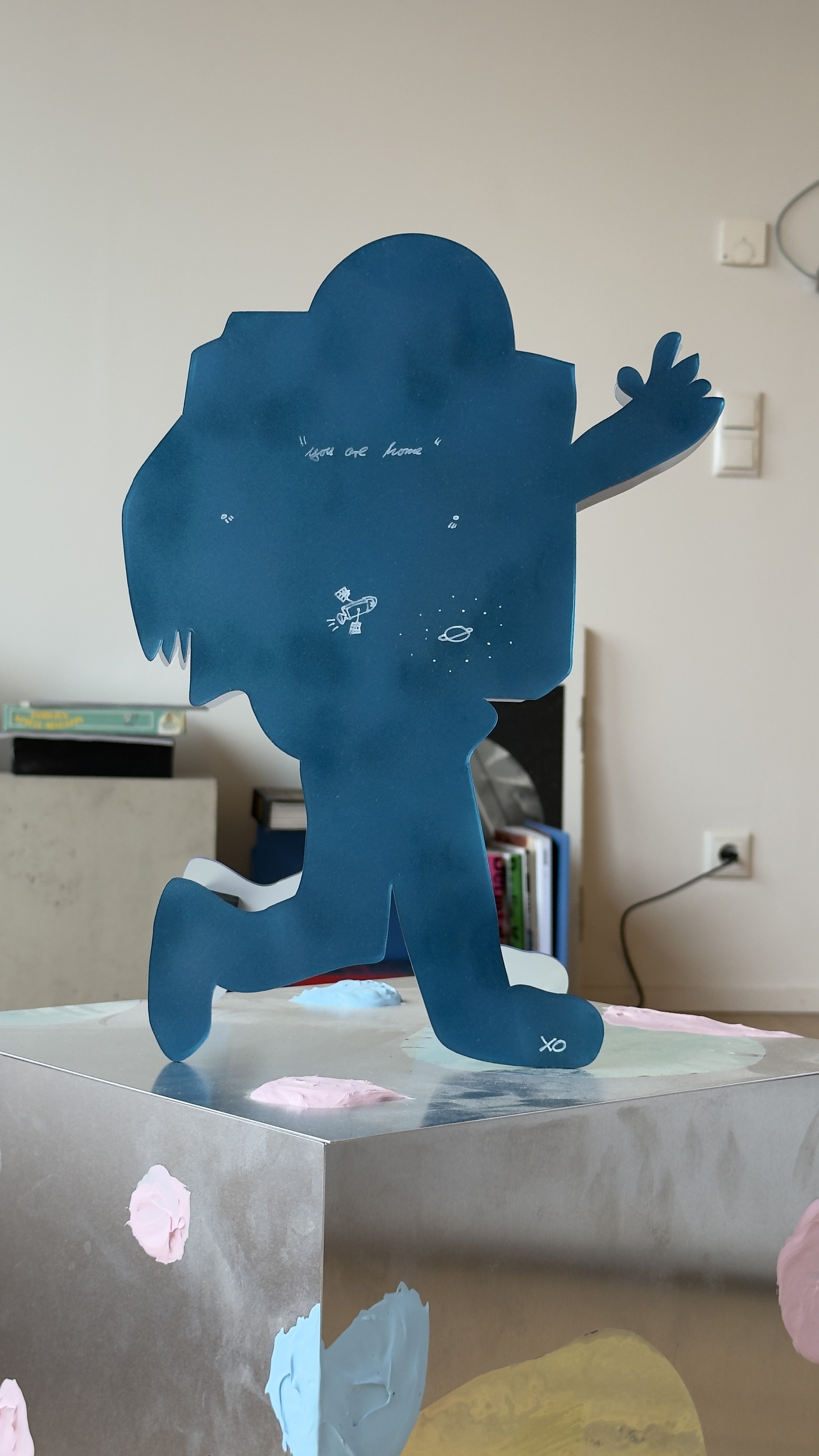 ASTRONAUT MIRROR BLUE (2)
