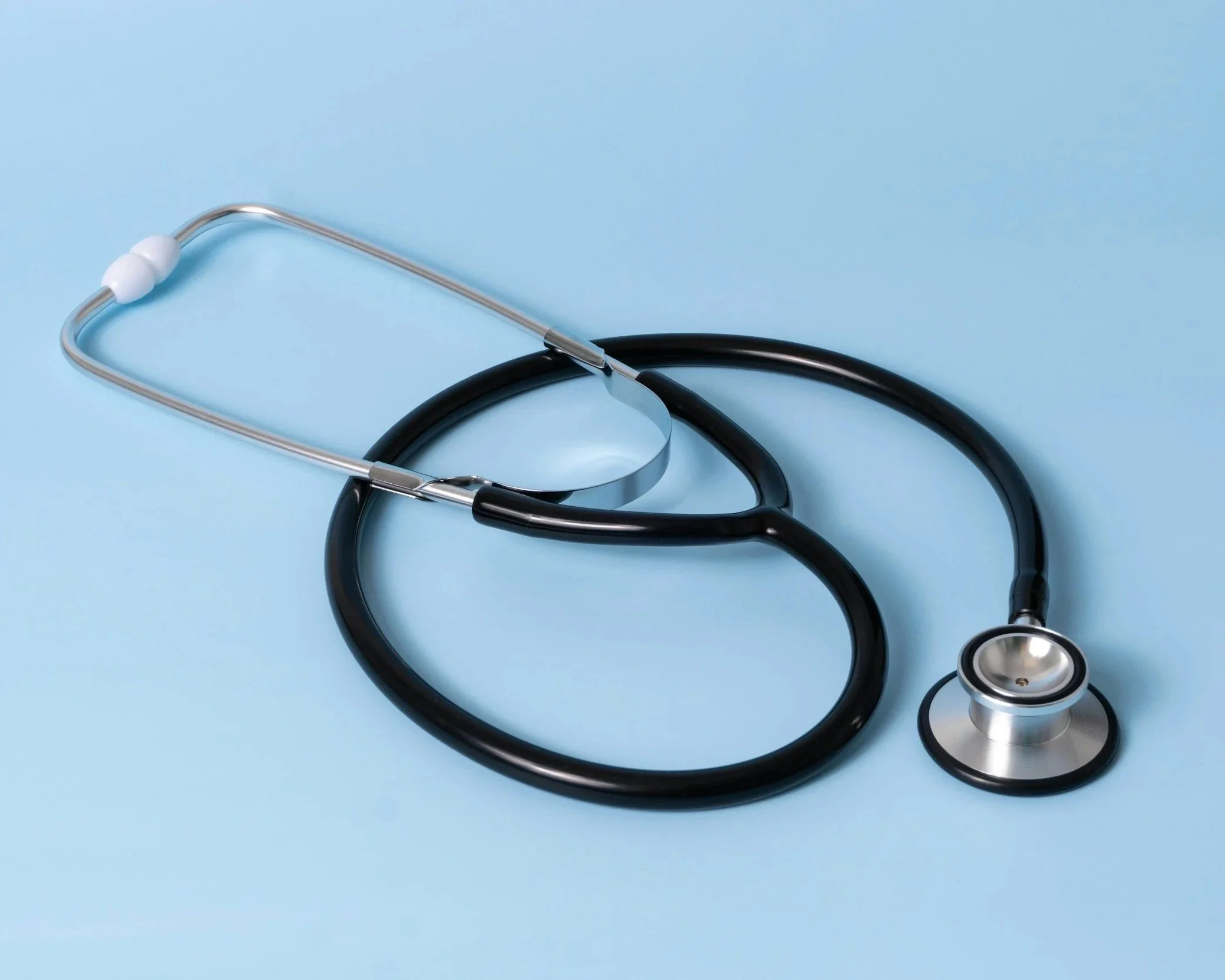 Hvordan vurderer jeg om en klinik for medicinsk vægttab overholder de faglige standarder?