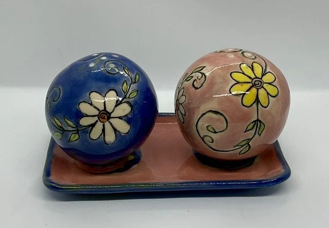 Salt & Pepper shakers