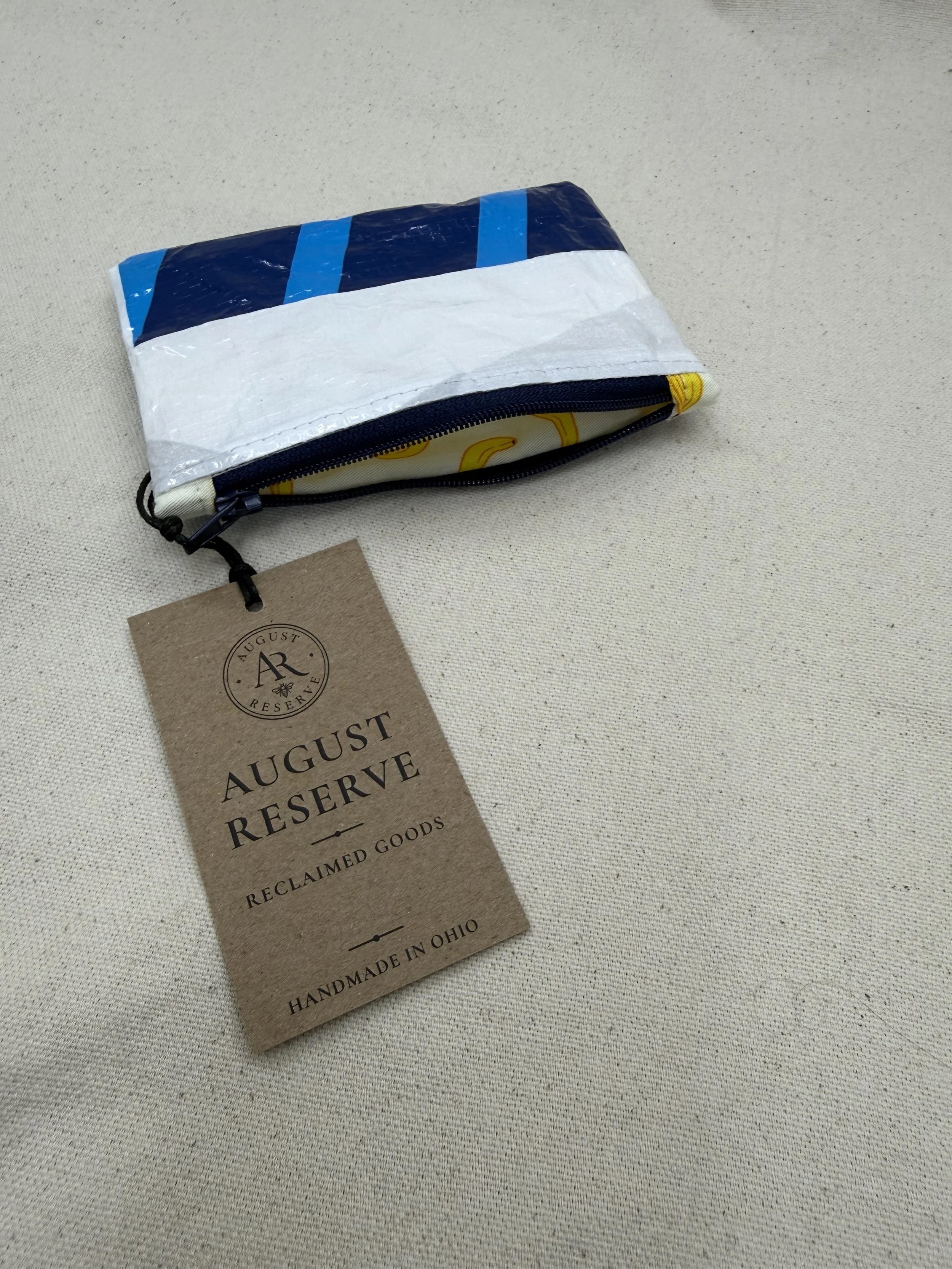 Lined coin pouch - Blue stripe