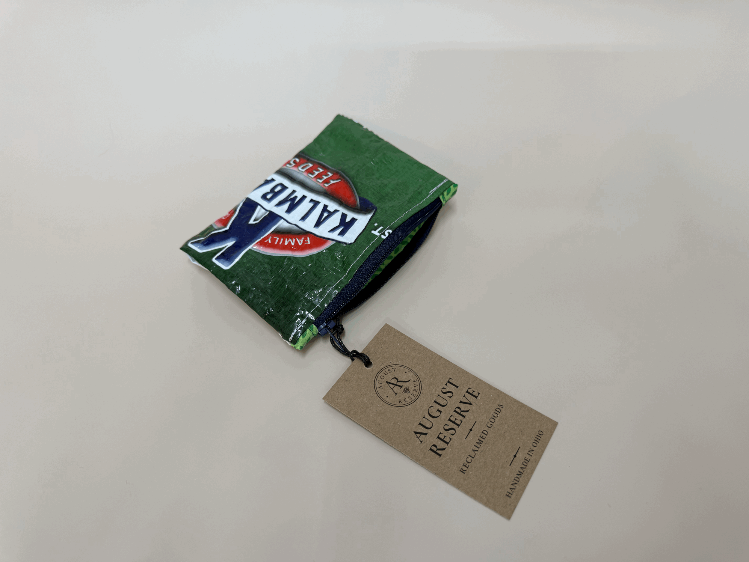 Kalmbach lined coin pouch - green leaves liner