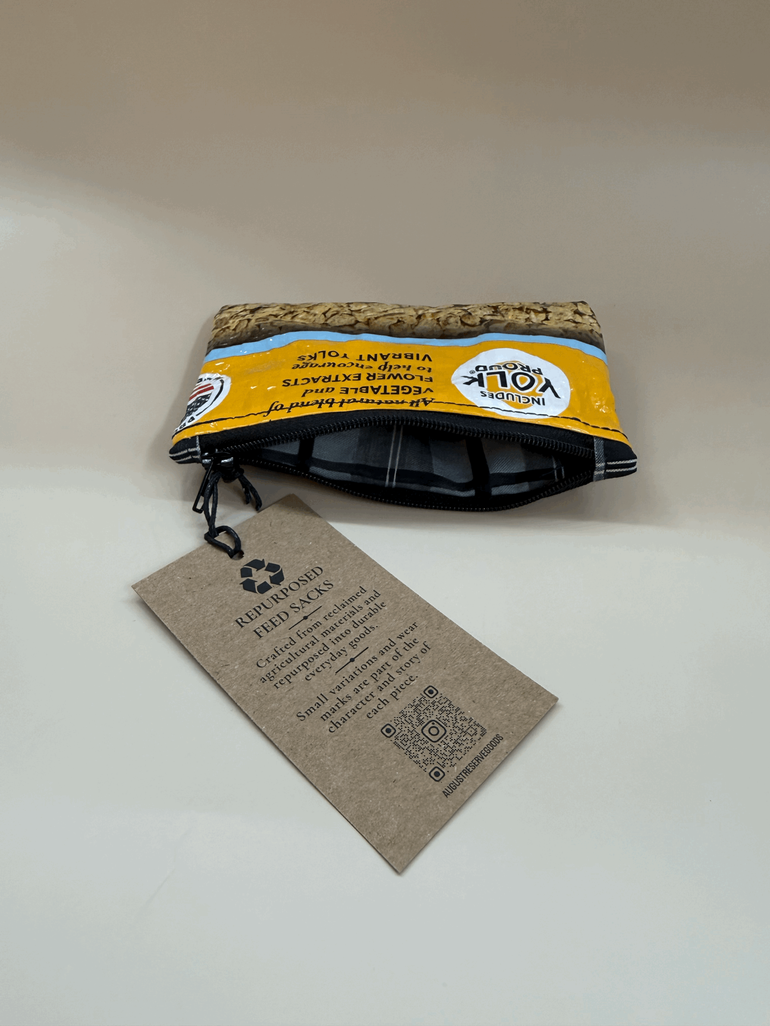 Yolk Proud lined coin pouch - Gray/Black plaid liner