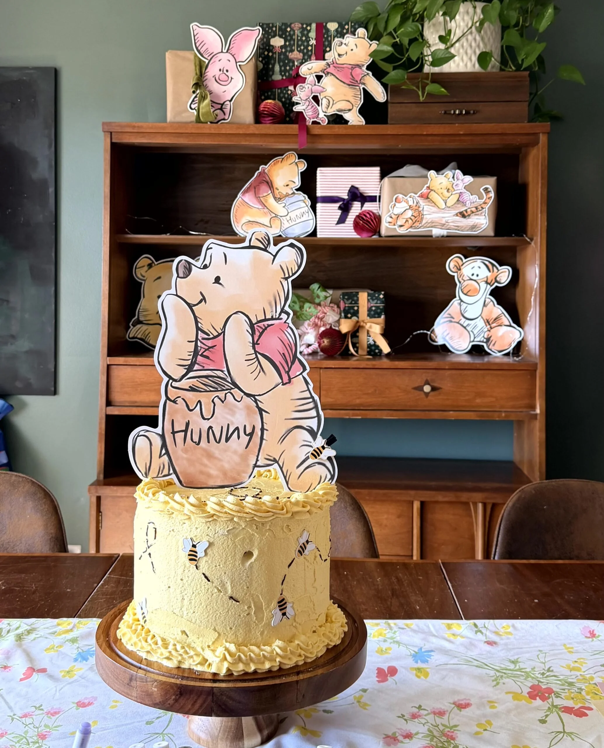 How to Have an Affordable, Adorable, Sustainable, Winnie the Pooh Birthday Party!
