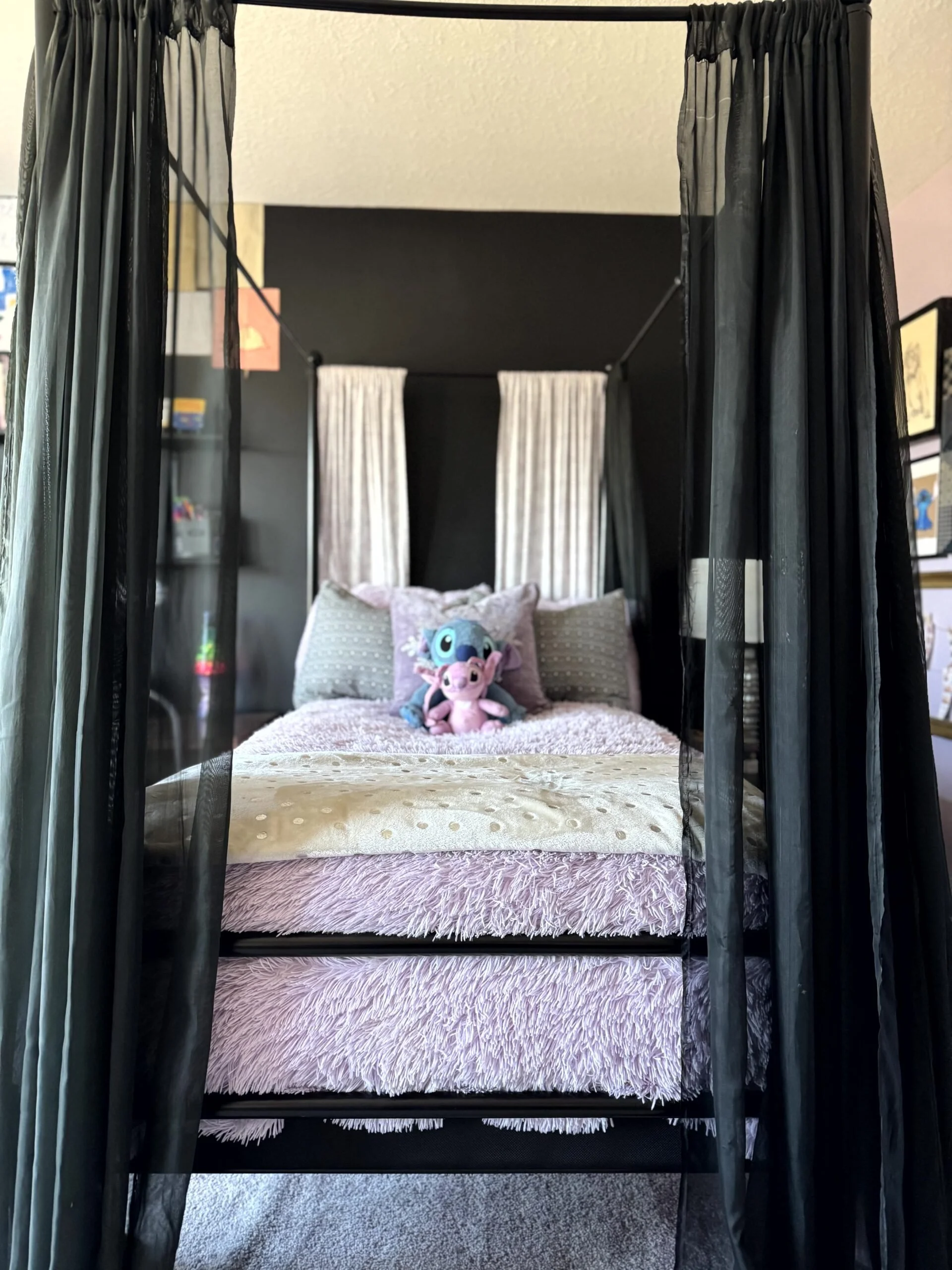 How to Help Your Tween Design Her Bedroom!