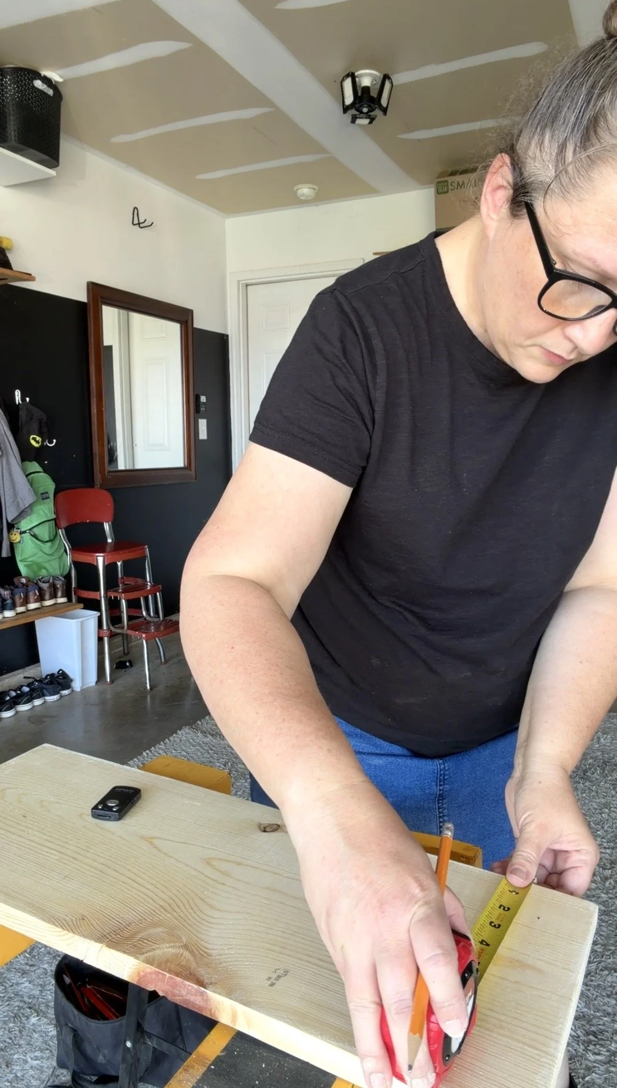 Measure for corner holes