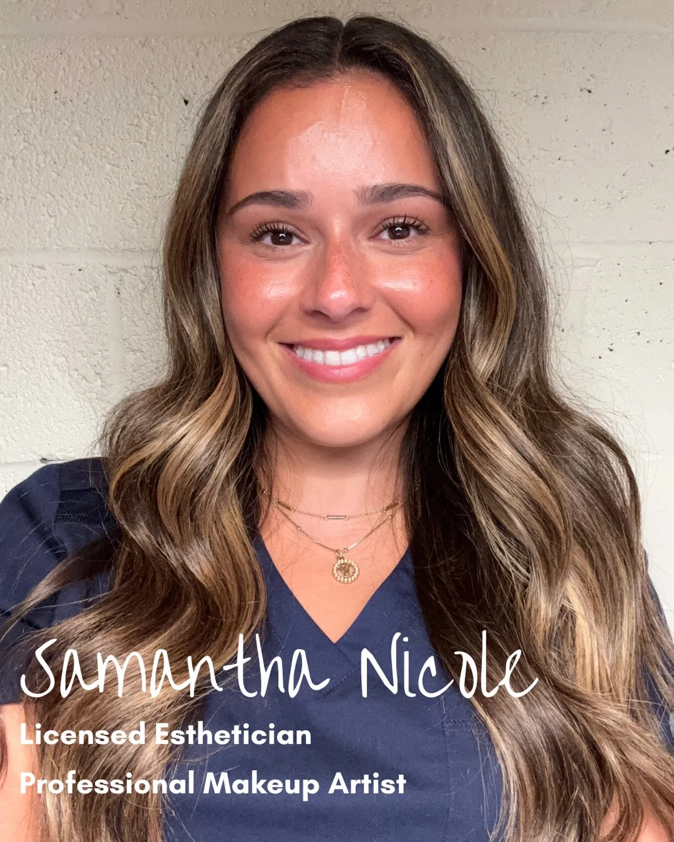 Hi, I&rsquo;m Samantha &mdash; the face behind Samantha Nicole Aesthetics ✨

I&rsquo;m a licensed esthetician and special event makeup artist with a passion for helping people feel confident, cared for, and comfortable in their own skin.

I created S