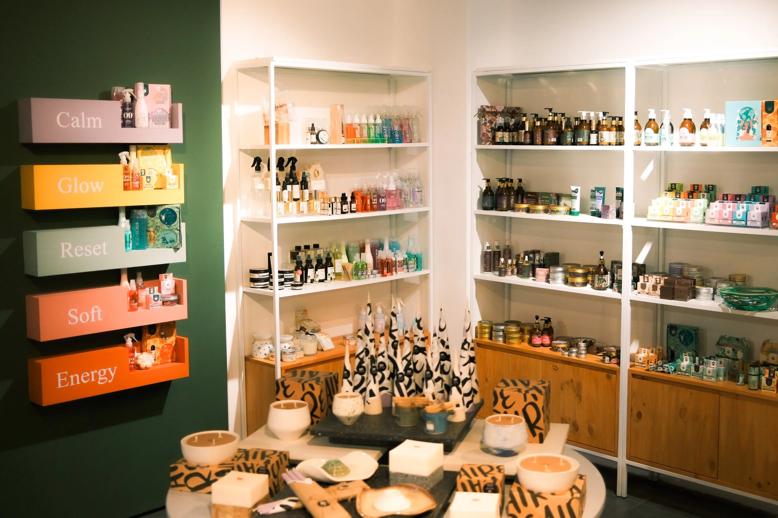 Retail styling for Apartado Creativo by OLA Creative Studio
