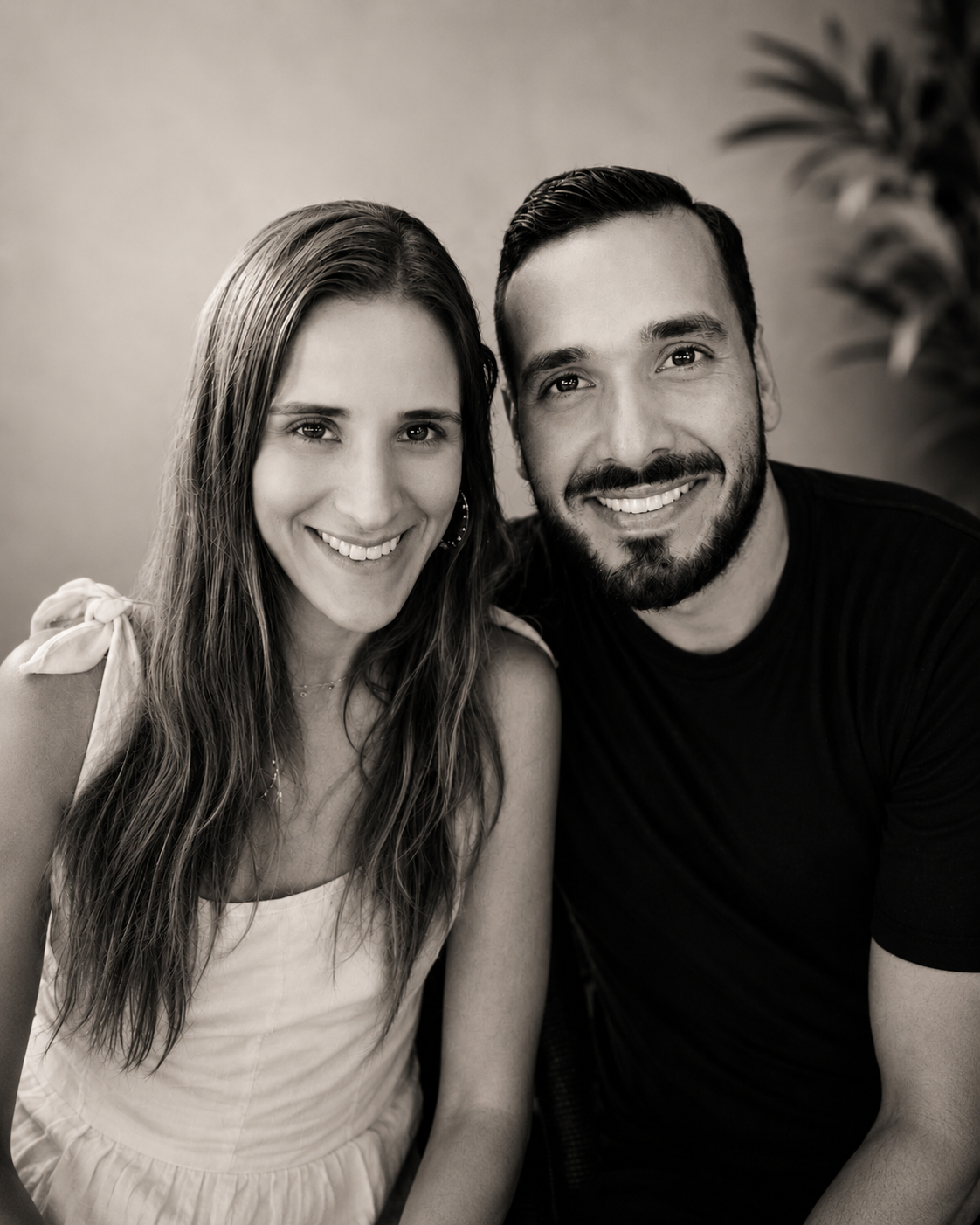 Kristel and Álvaro, the two people behind OLA Creative Studio