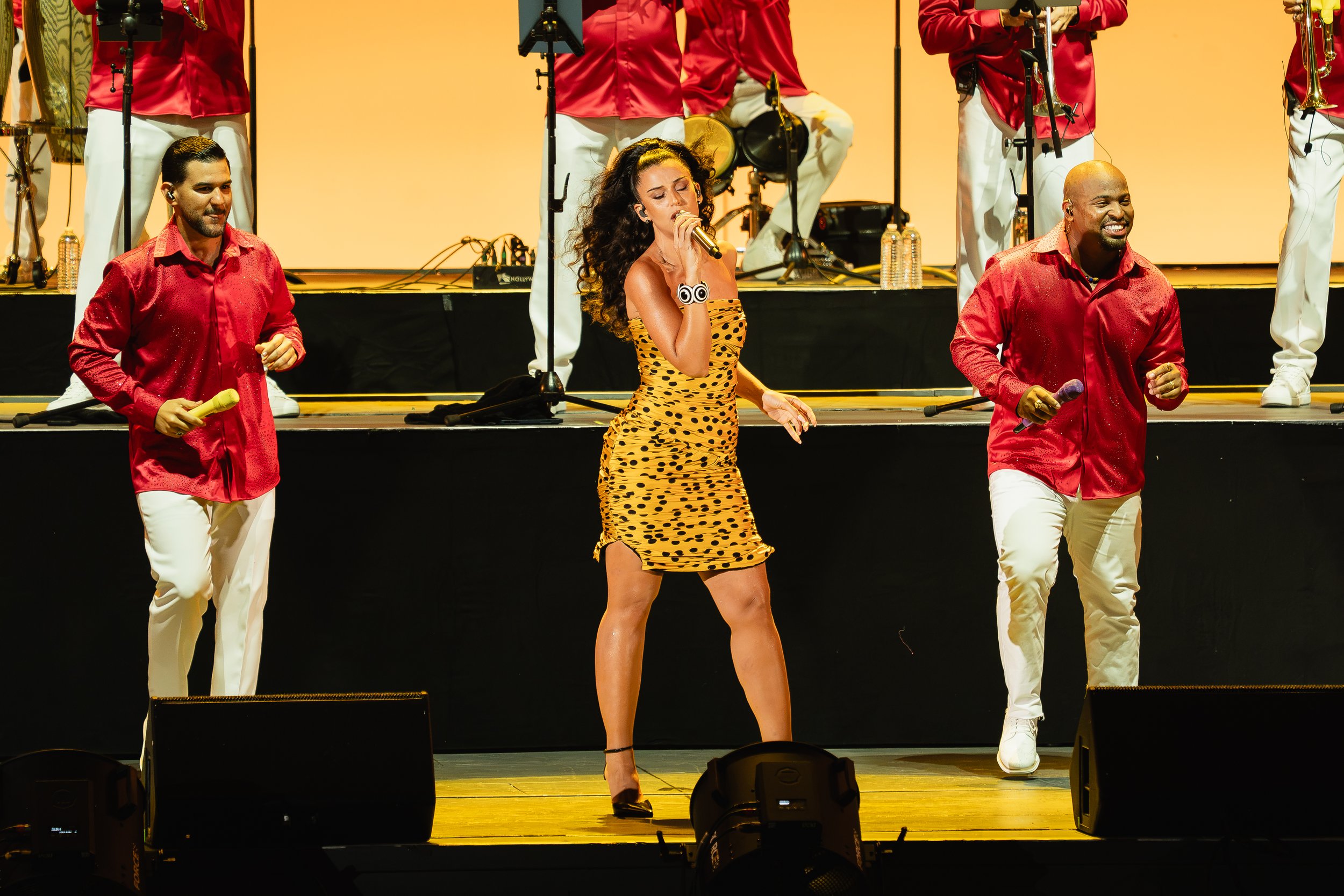 Nathy Peluso & Grupo Niche -  Hollywood Bowl