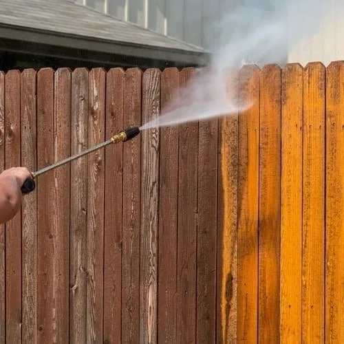 68f8e8556006b3d3d29cca8c_Fence Spraying Guide.jpg