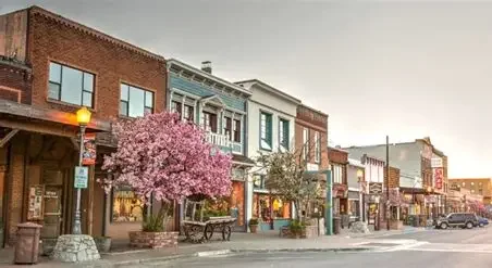 Truckee, CA, providing mobile advanced wound care, ostomy care, caregiver education, treatment of diabetic foot ulcers, multi-layer compression wraps, caregiver education and training, pressure ulcer prevention assessment, education and treatment