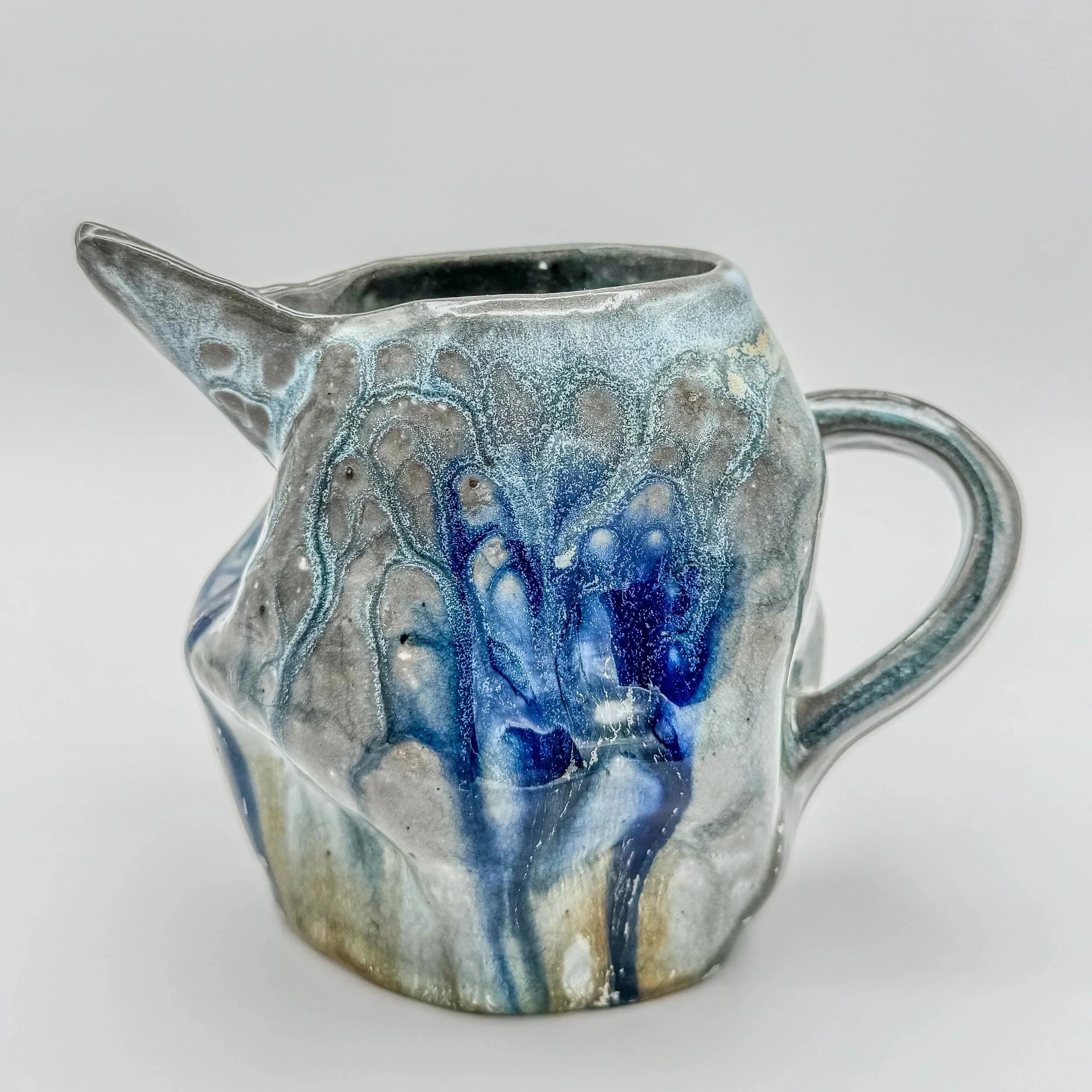 Wavy Pitcher