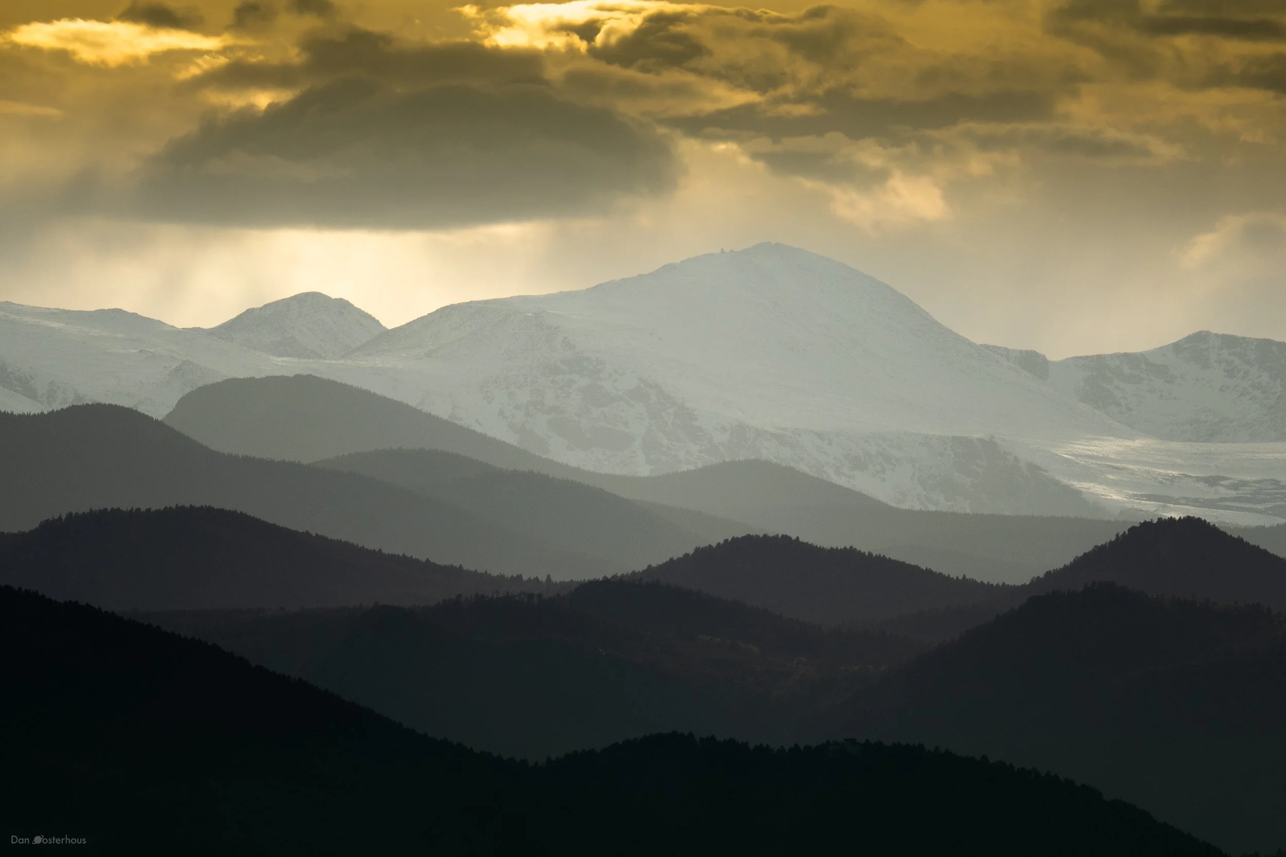 Sunset layers Daniels Park.jpg