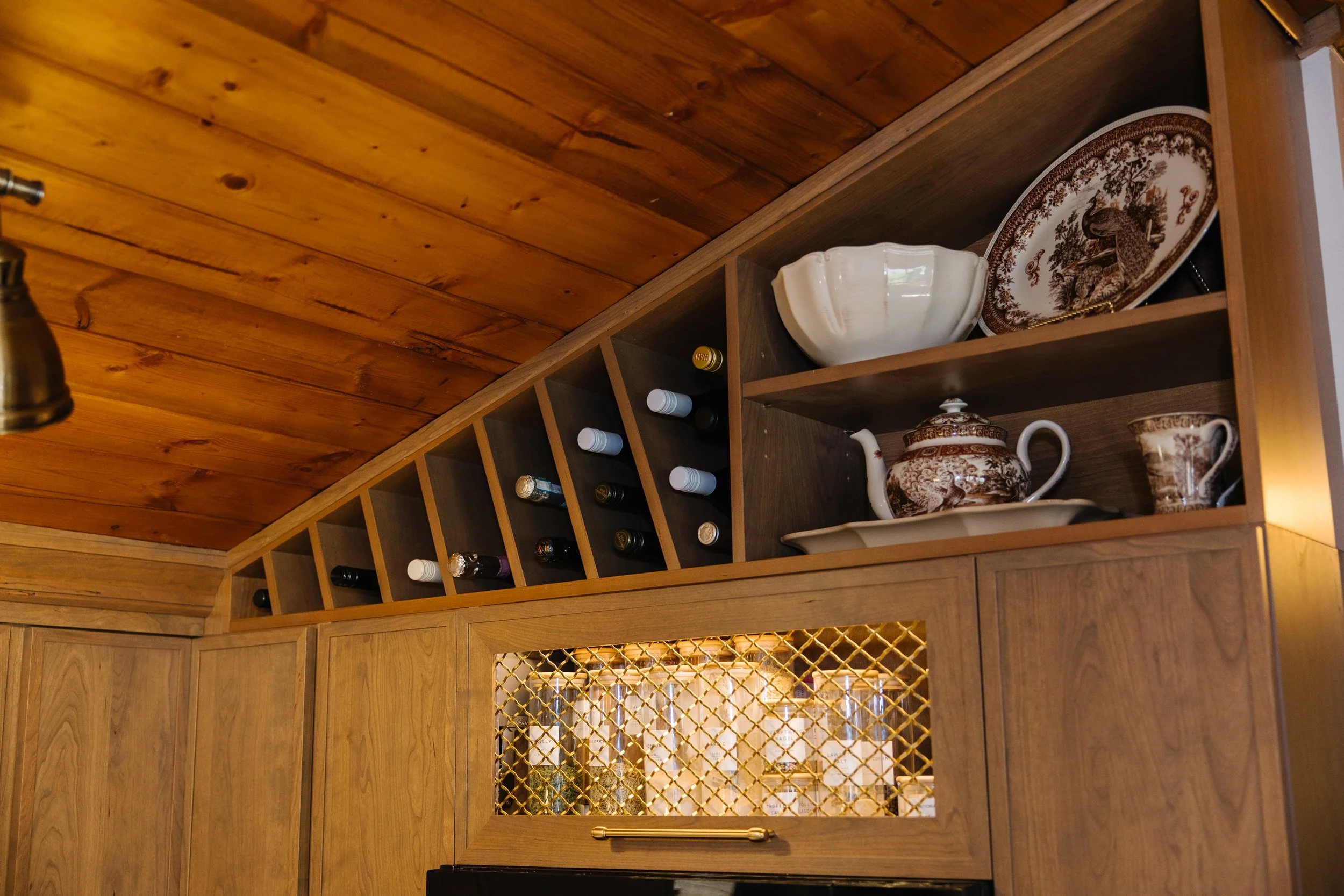 CabinetDetails.jpg