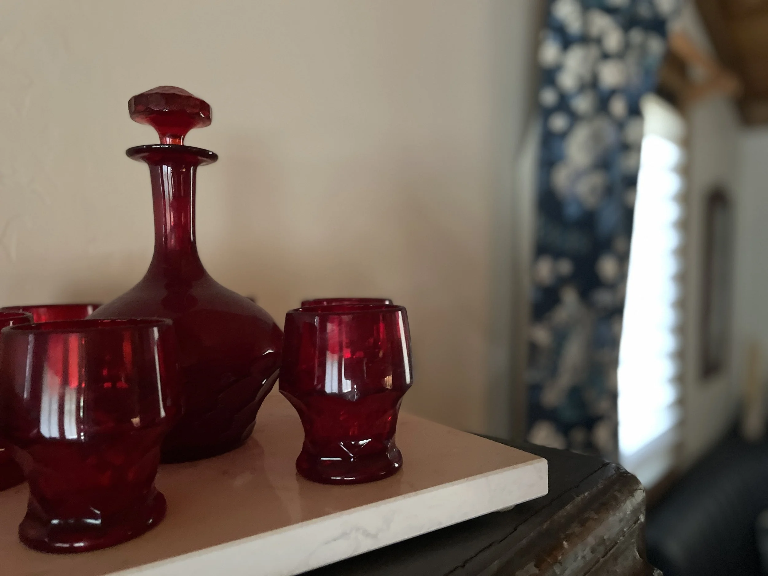 RedVases.jpg