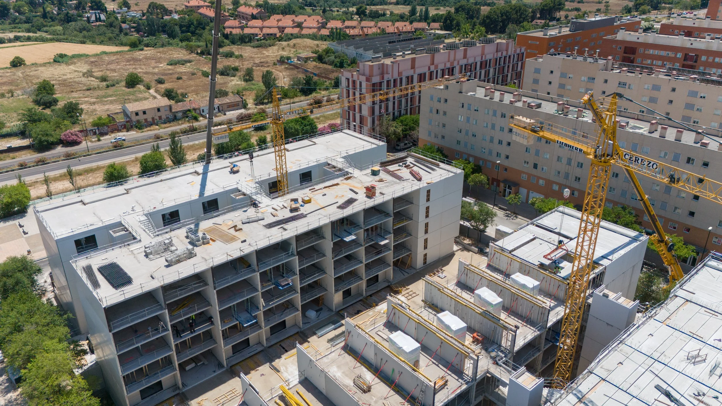 Construcciones de nuevos pisos de alquiler asequibles en el Barrio de Valdespartera 