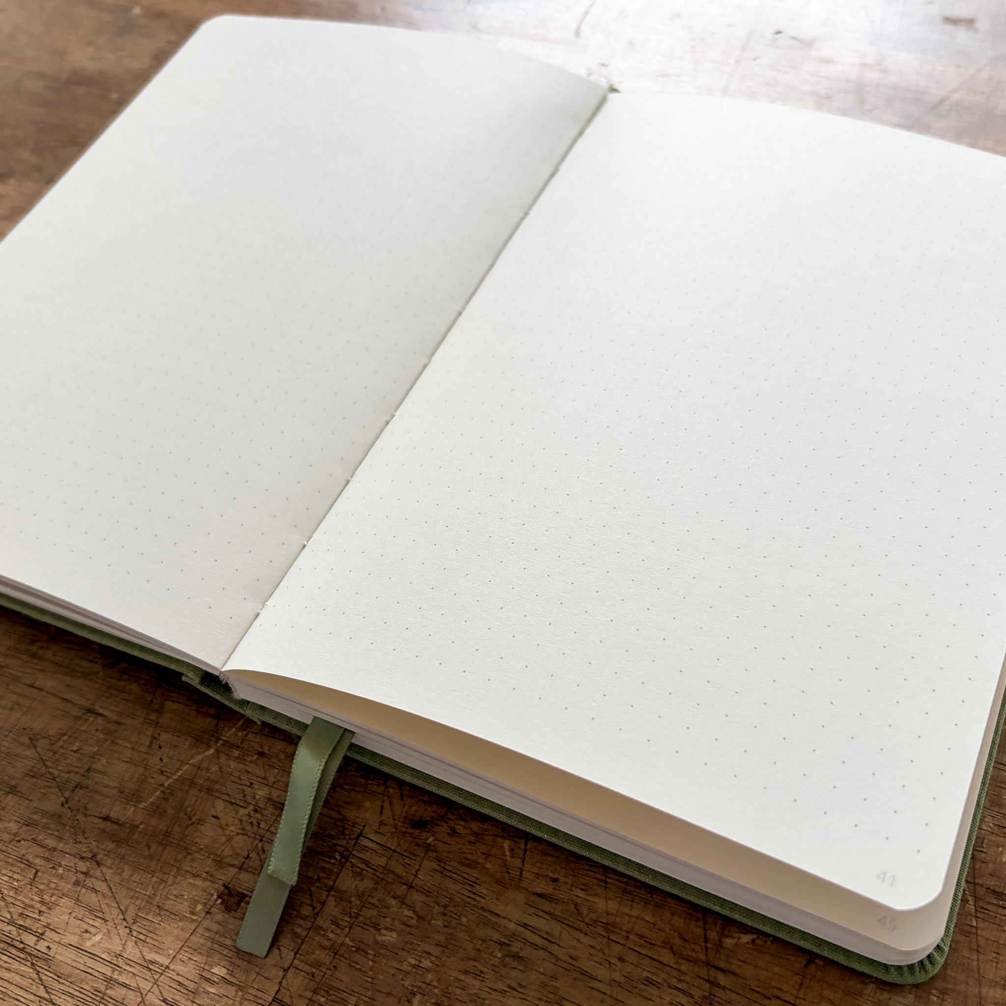 thelogbookcollection.3.png