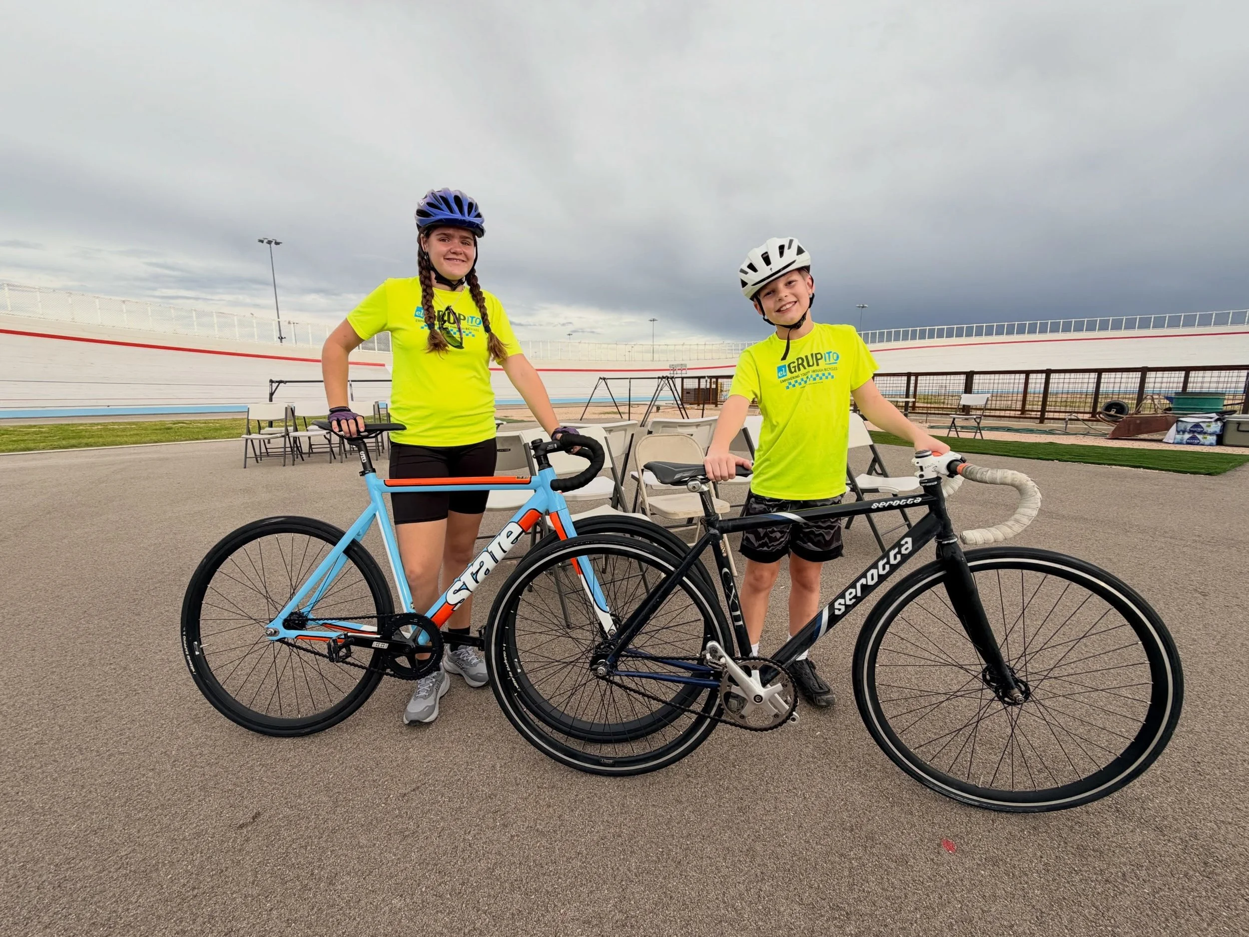 #turnlefttuesdays at the @tucsonvelodrome 💥💯💥

&hellip;. Do we see Madison training in the future? 

SO proud of our track riders 💪🏼

#LTAD #TUCSON #strongkids #velodrome @worldfamouswalshee 🙏🏼