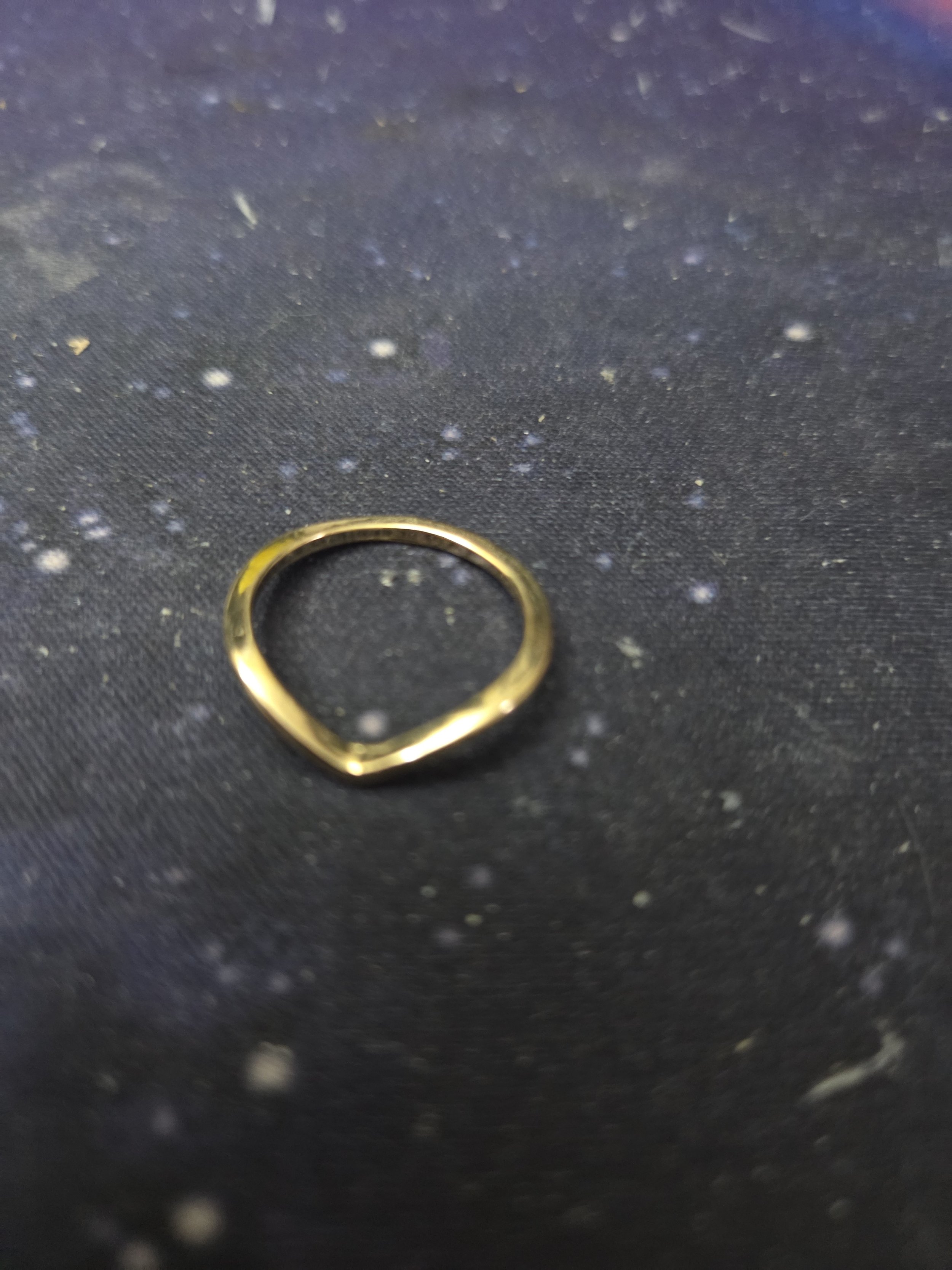 Minimalist Gold coloured Ring weight 0.02