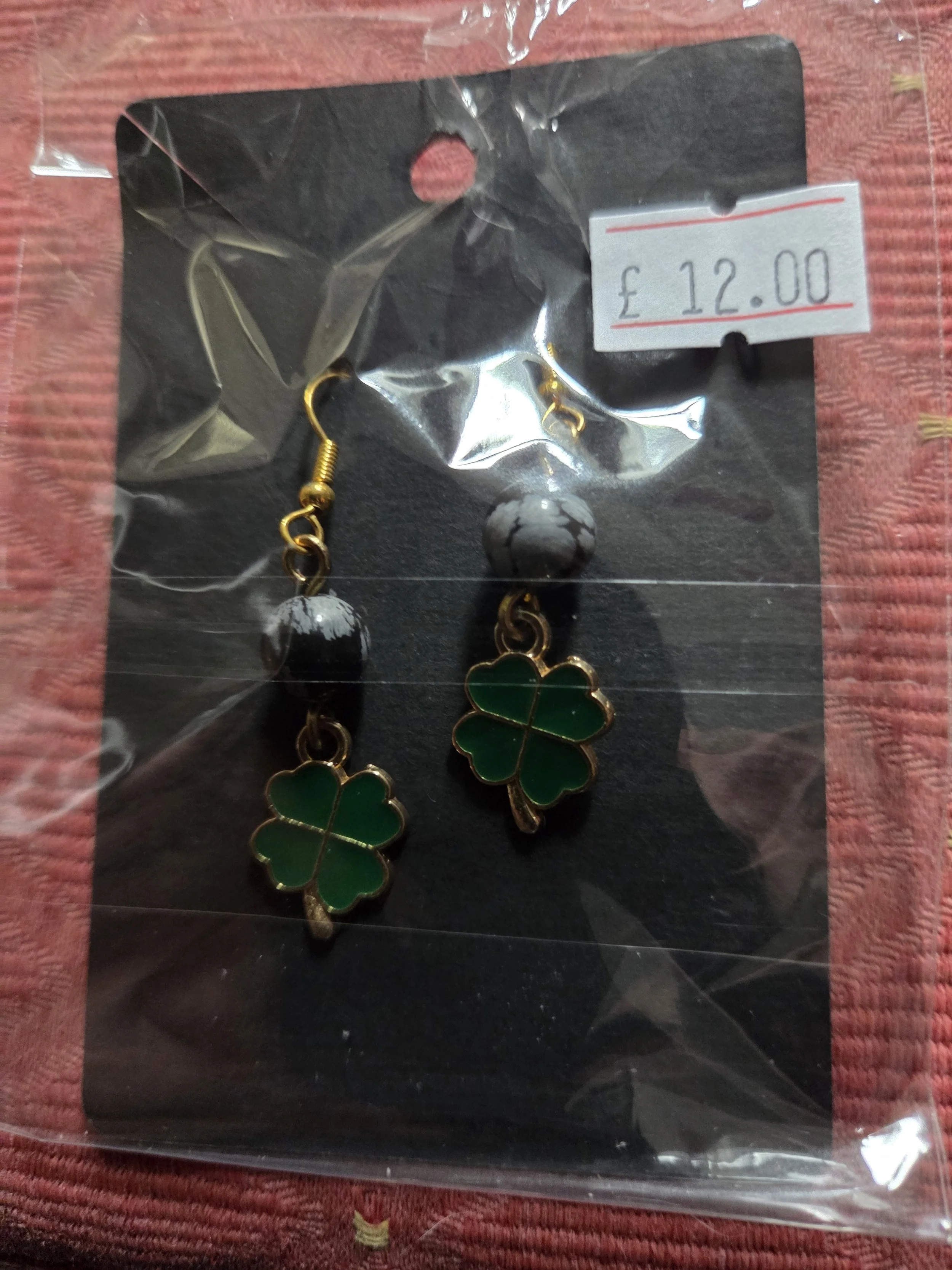 Clover Leaf Charm Earrings : 0.03 kg