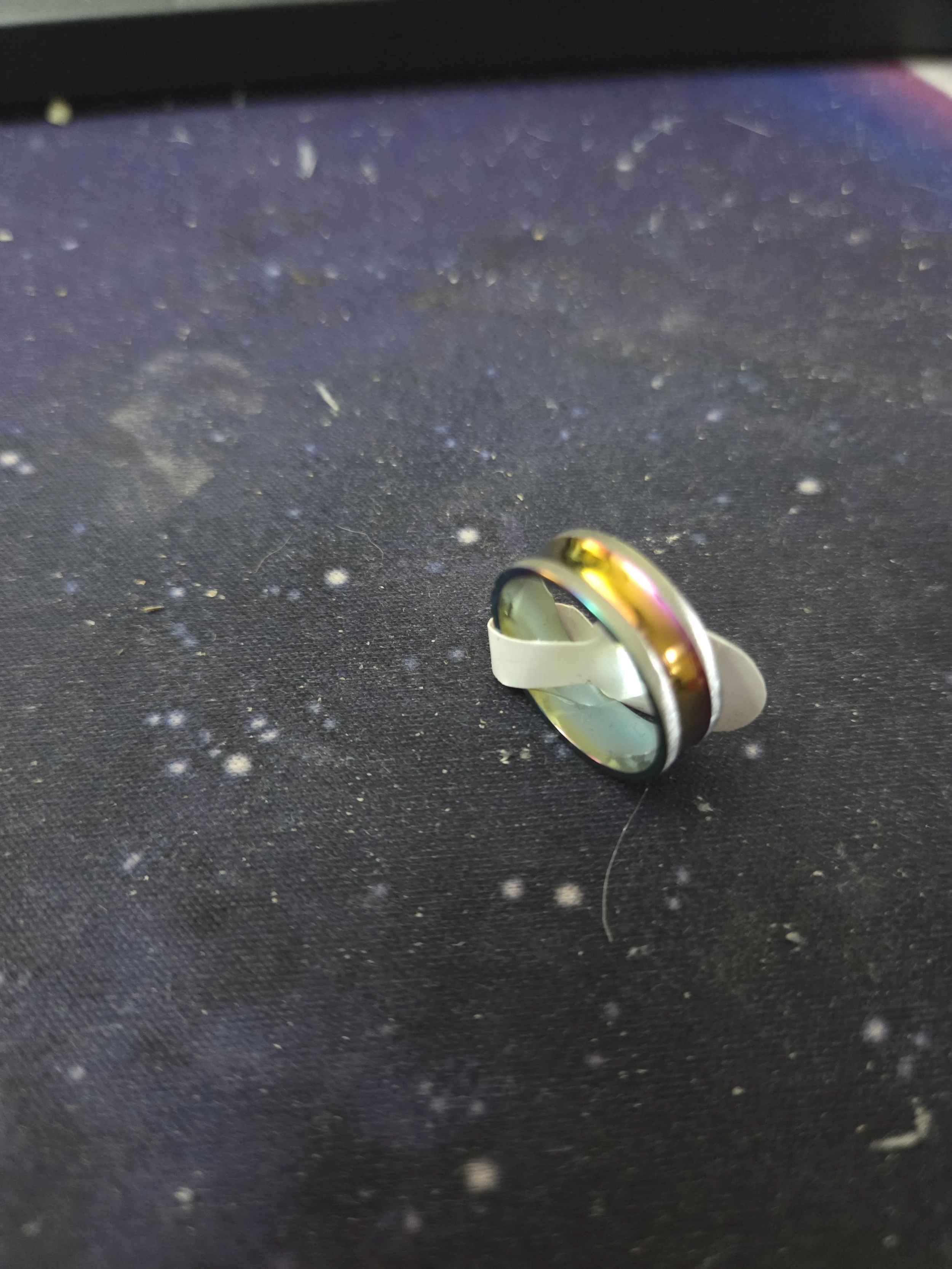 Mystical Color-Changing Mood Ring : 0.02 kg