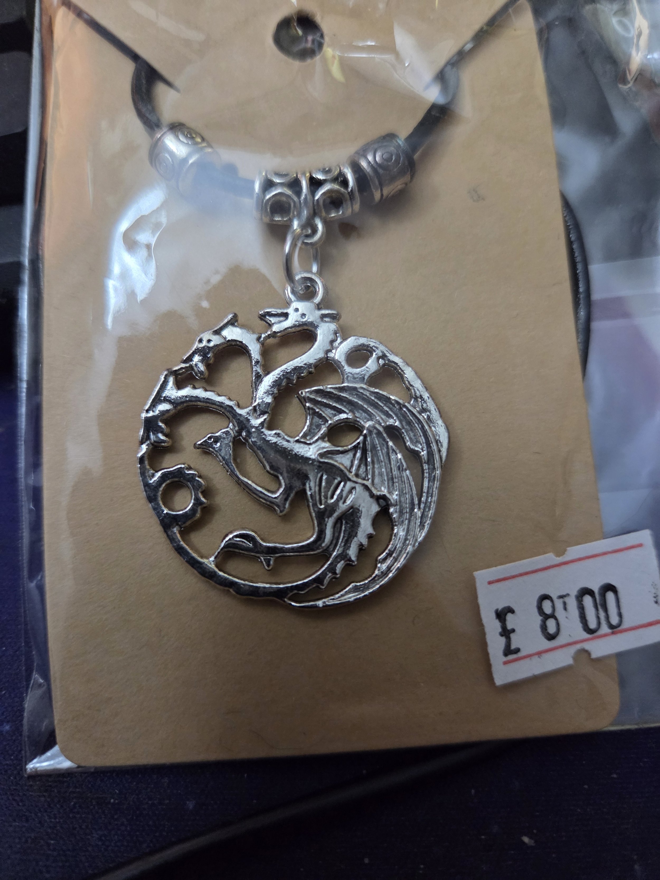 Exquisite Dragon Pendant Necklace : 0.08 kg