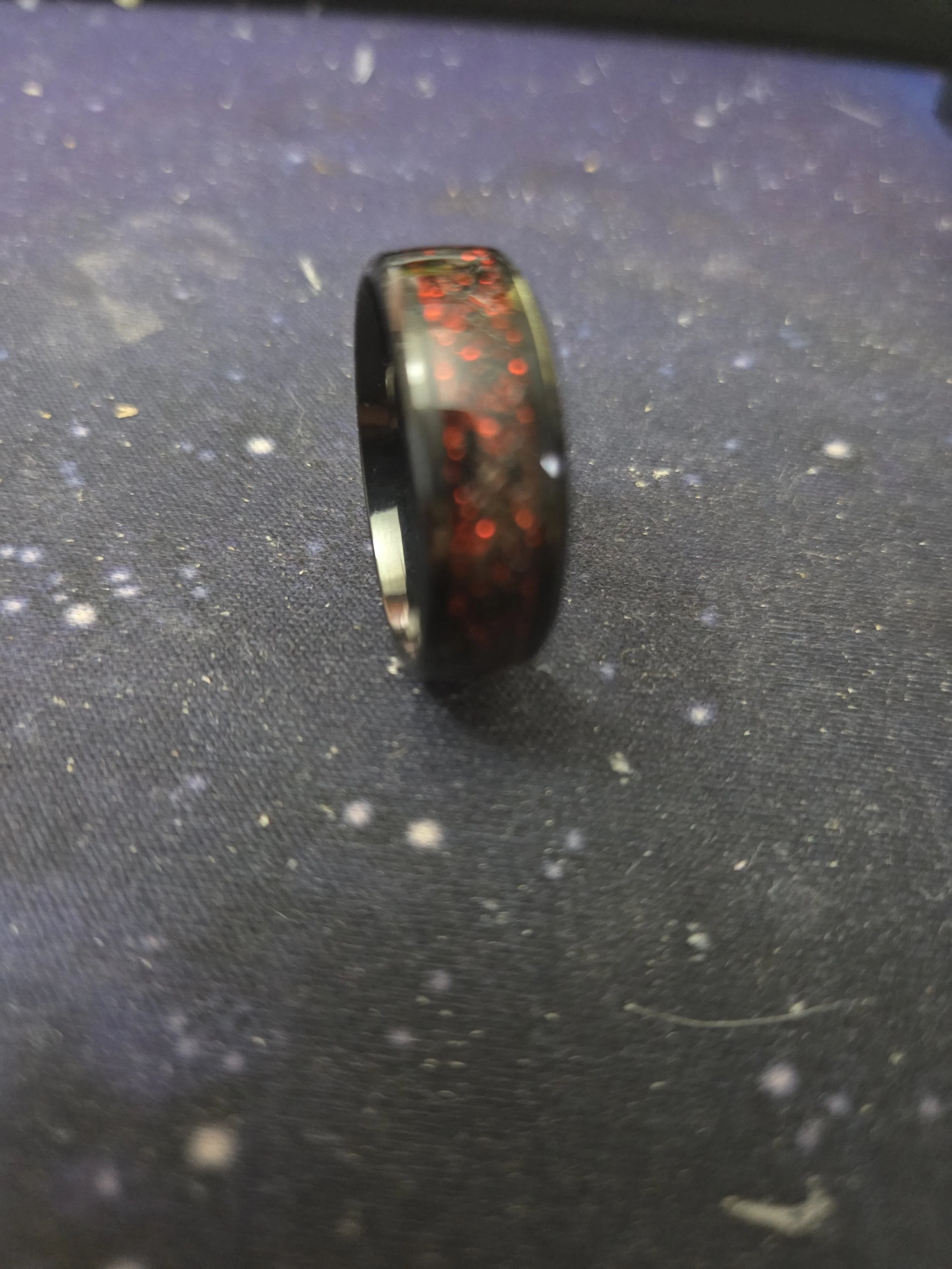 Red Galaxy Speckle Ring weight 0.02