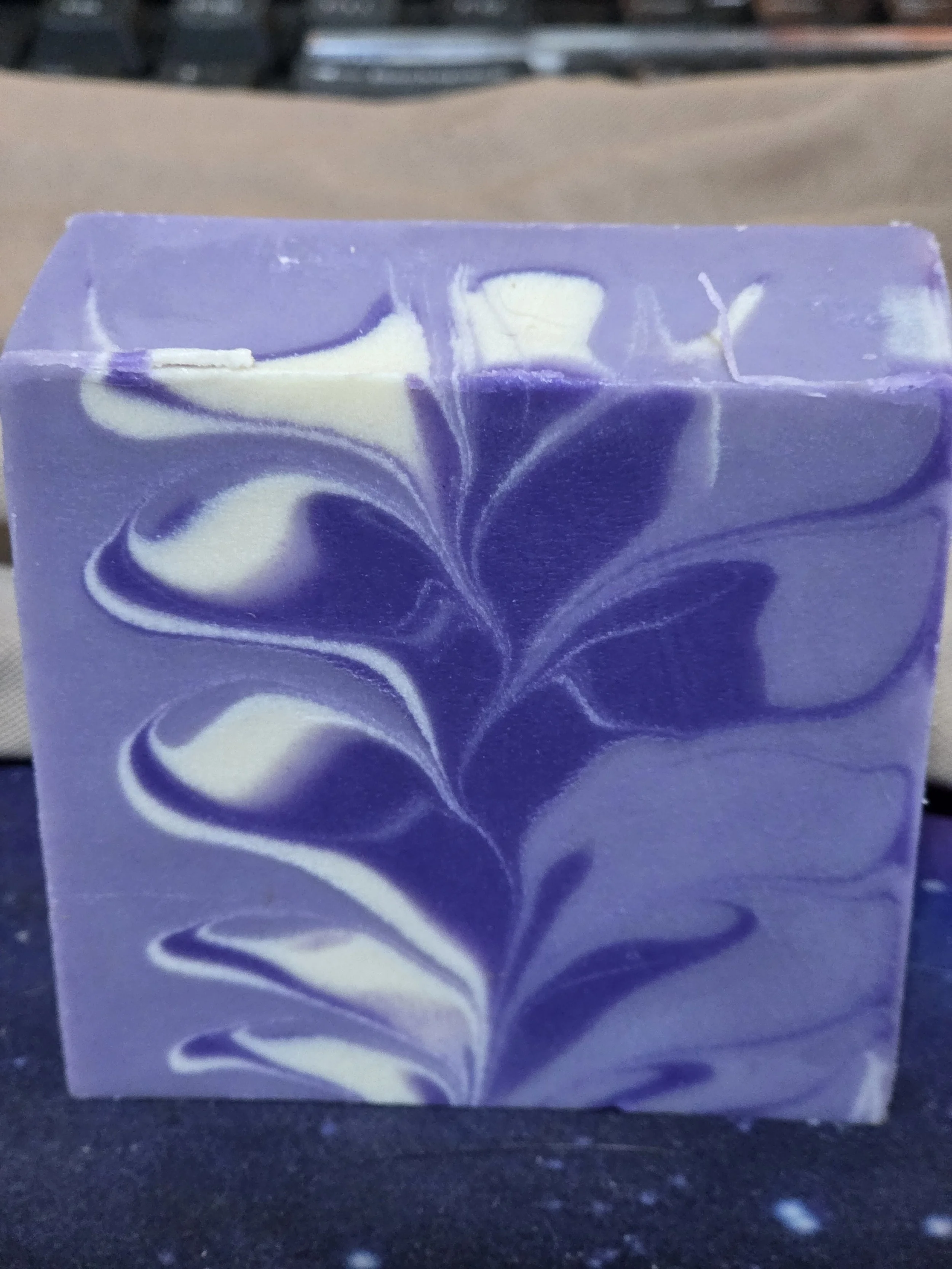 Silky Lavender Dream Soap Low scent edition weight 110g