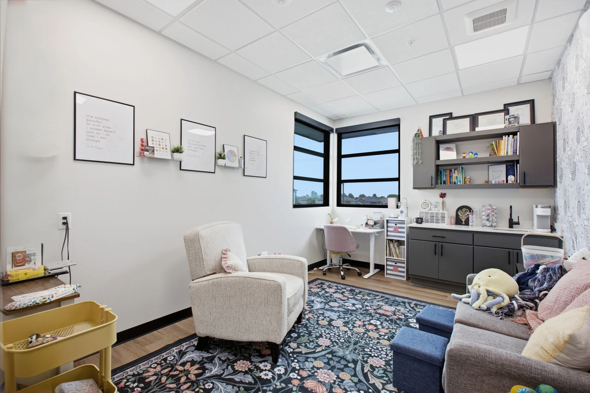 30webormlsLifestyle Suites19.jpg