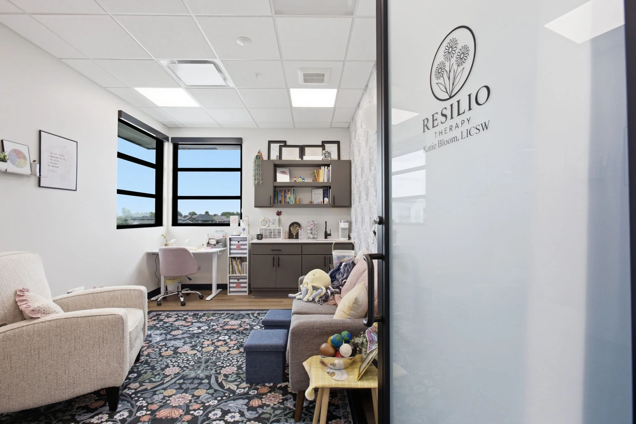 29webormlsLifestyle Suites18.jpg