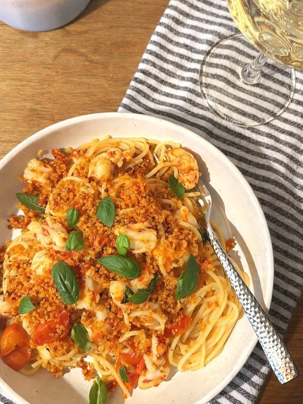 Spaghetti%2Bwith%2Bshrimp%2Band%2Bchili%2Bbreadcrumbs.jpg