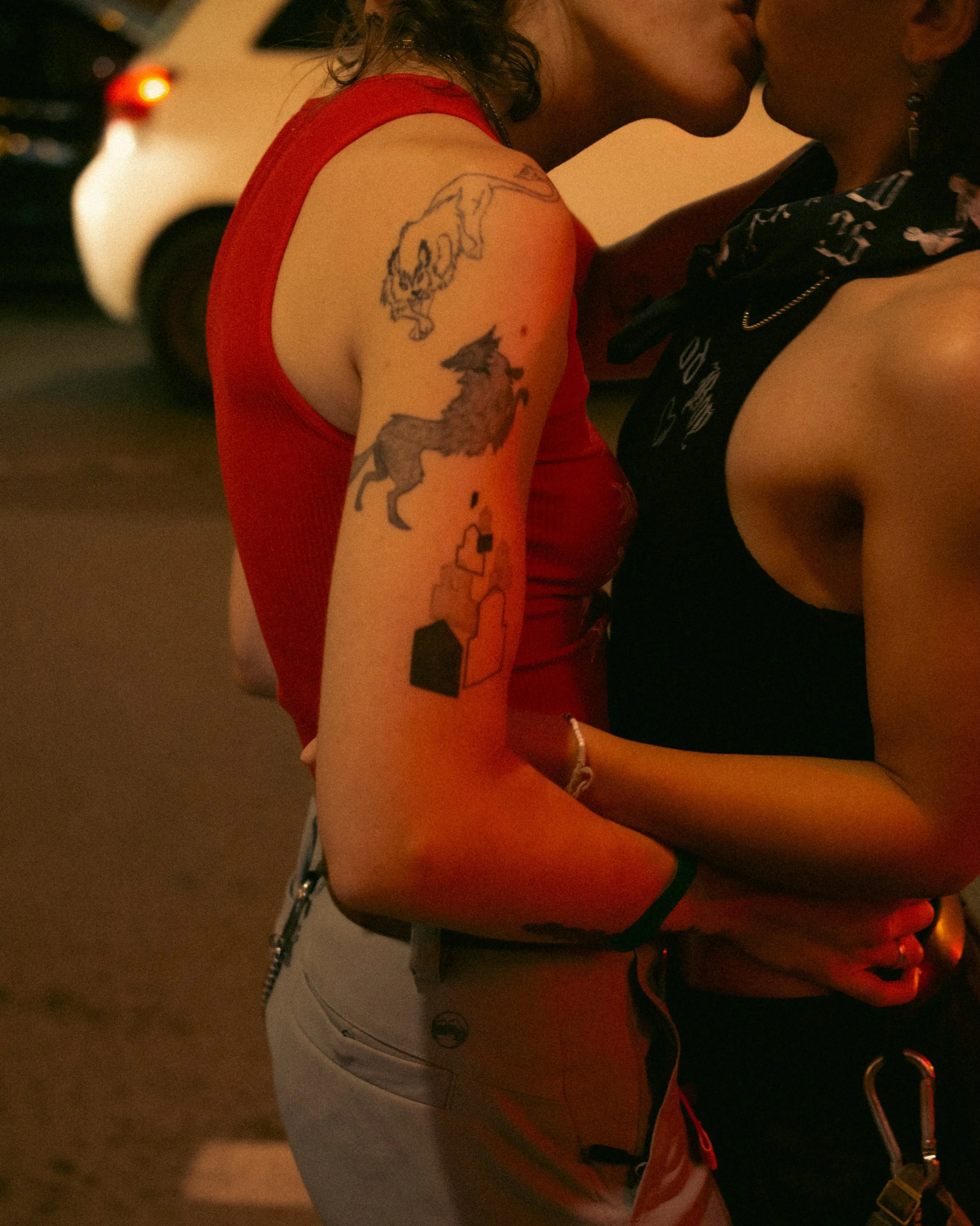 PEOPLE KISSING X QUEEN AND QUEER X CLUB SODA

Emma &amp; Margaux

#wlw #mtlphotographer #queerlove #queerartist #peoplekissing