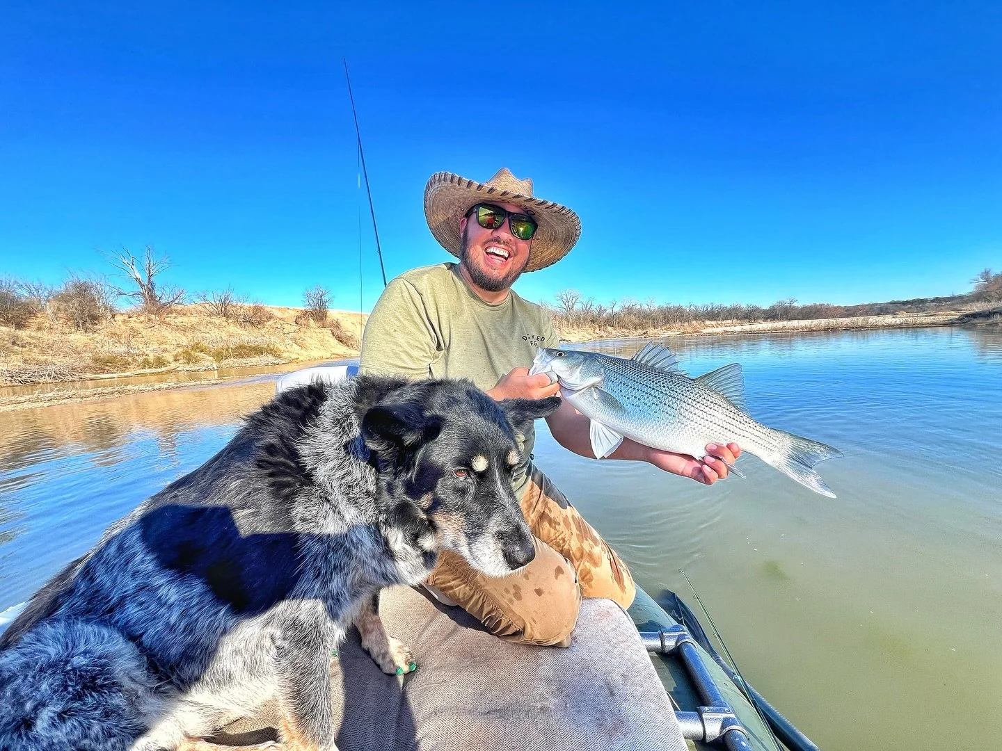 🏞️Brazos Bass Beatdown🎣
@codybenton_flyfishing and I put a hurtin&rsquo; on those bass down on the Brazos🔥 Reach out to Cody if you want to get in on the action, I&rsquo;d suggest sooner than later later 🤘🏽
&bull;
&bull;
&bull;
#brazosriver
#hyb